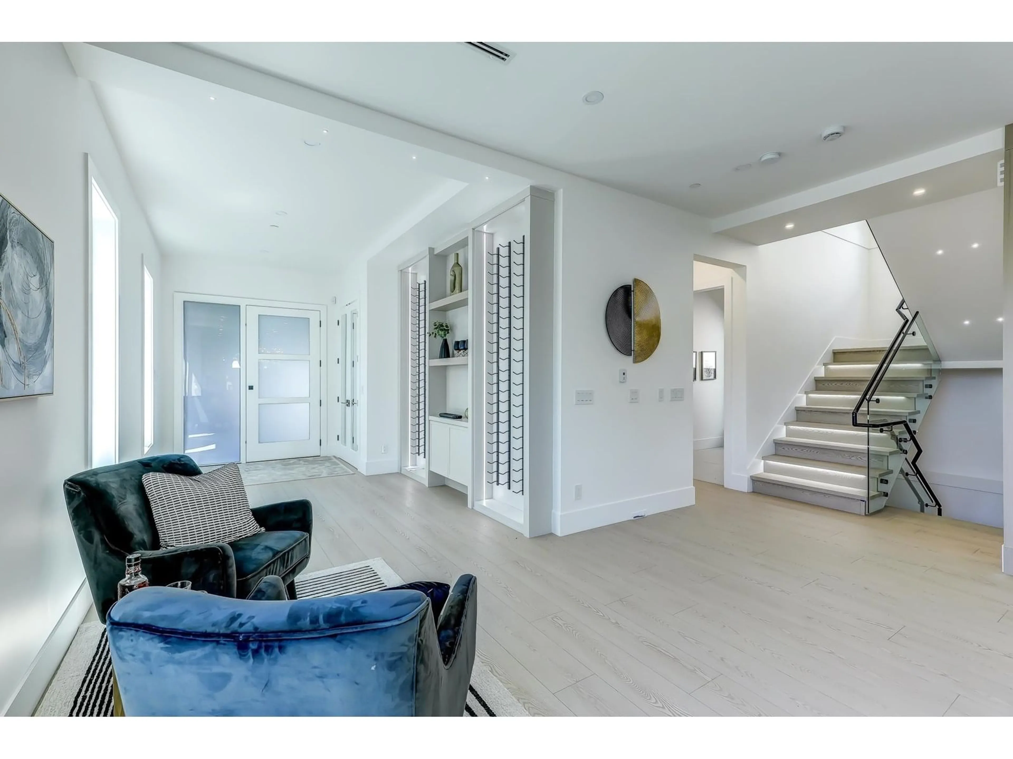 Unknown for 15569 OXENHAM, White Rock British Columbia V4B2J2
