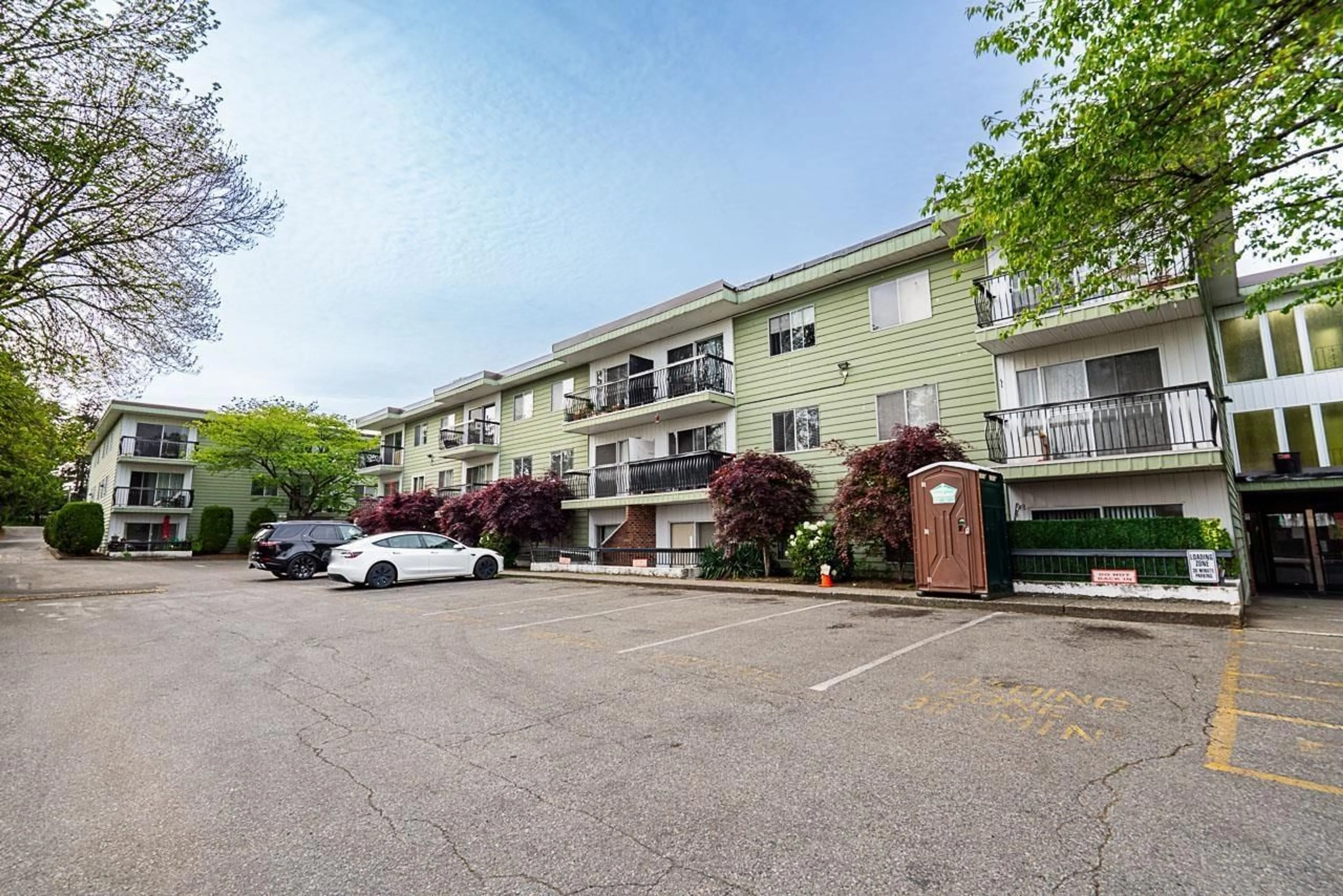 Patio, unknown for 143B - 8635 120, Delta British Columbia V4C6R5