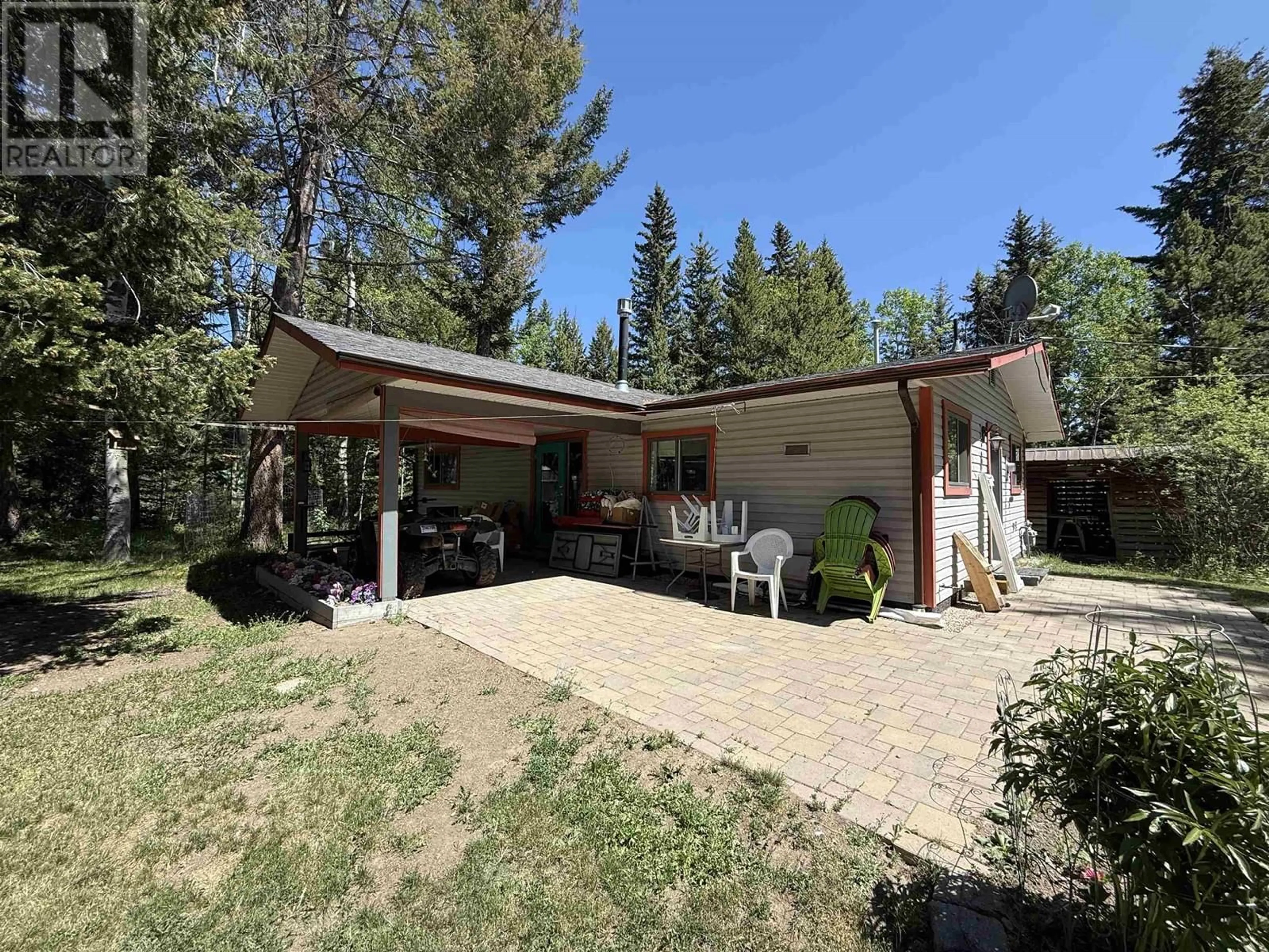 Patio, unknown for 6177 LONE BUTTE HORSE LAKE ROAD, Lone Butte British Columbia V0K1X3