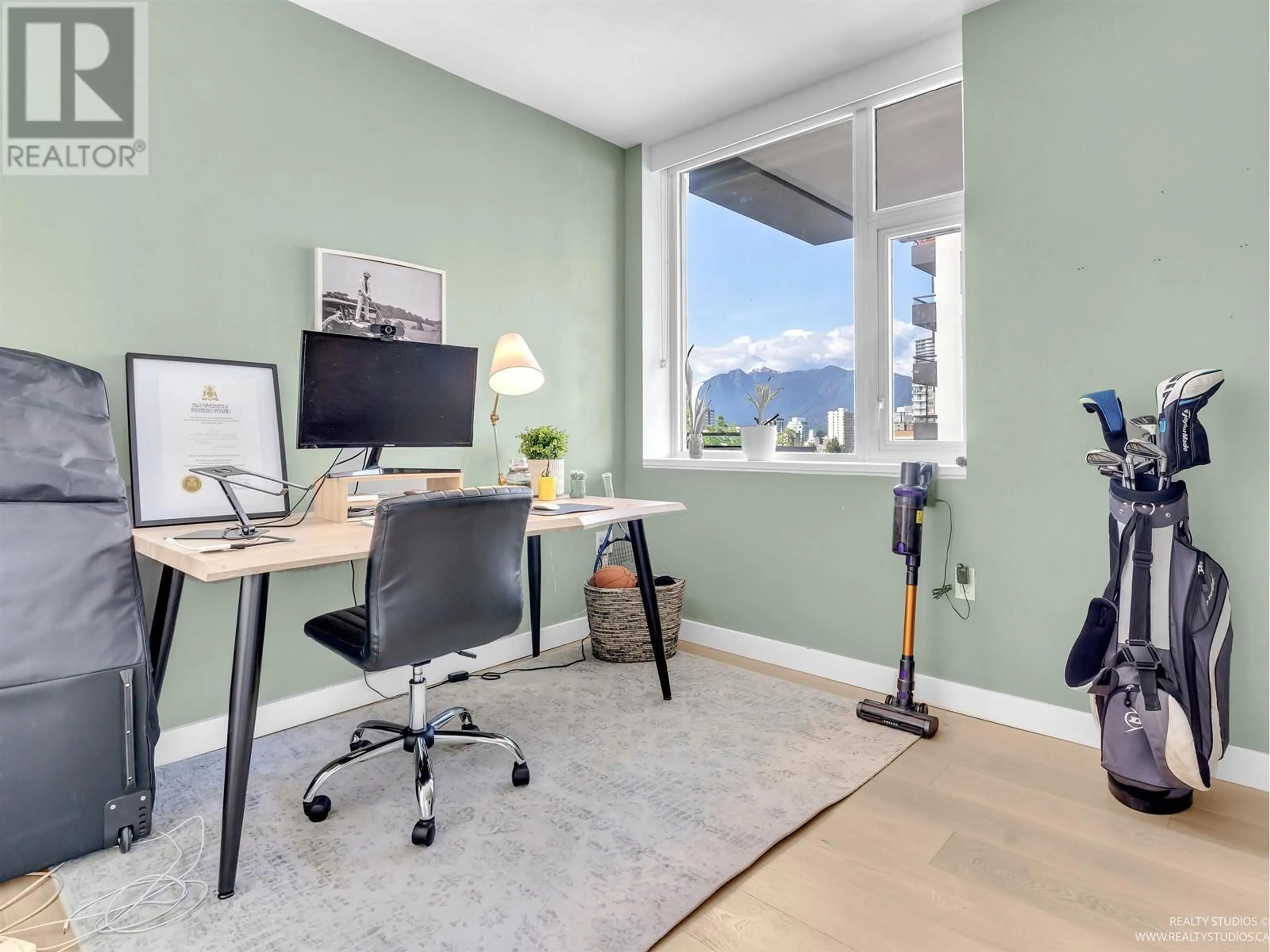 A pic of a room for 605 - 1180 BROUGHTON STREET, Vancouver British Columbia V6G2B1