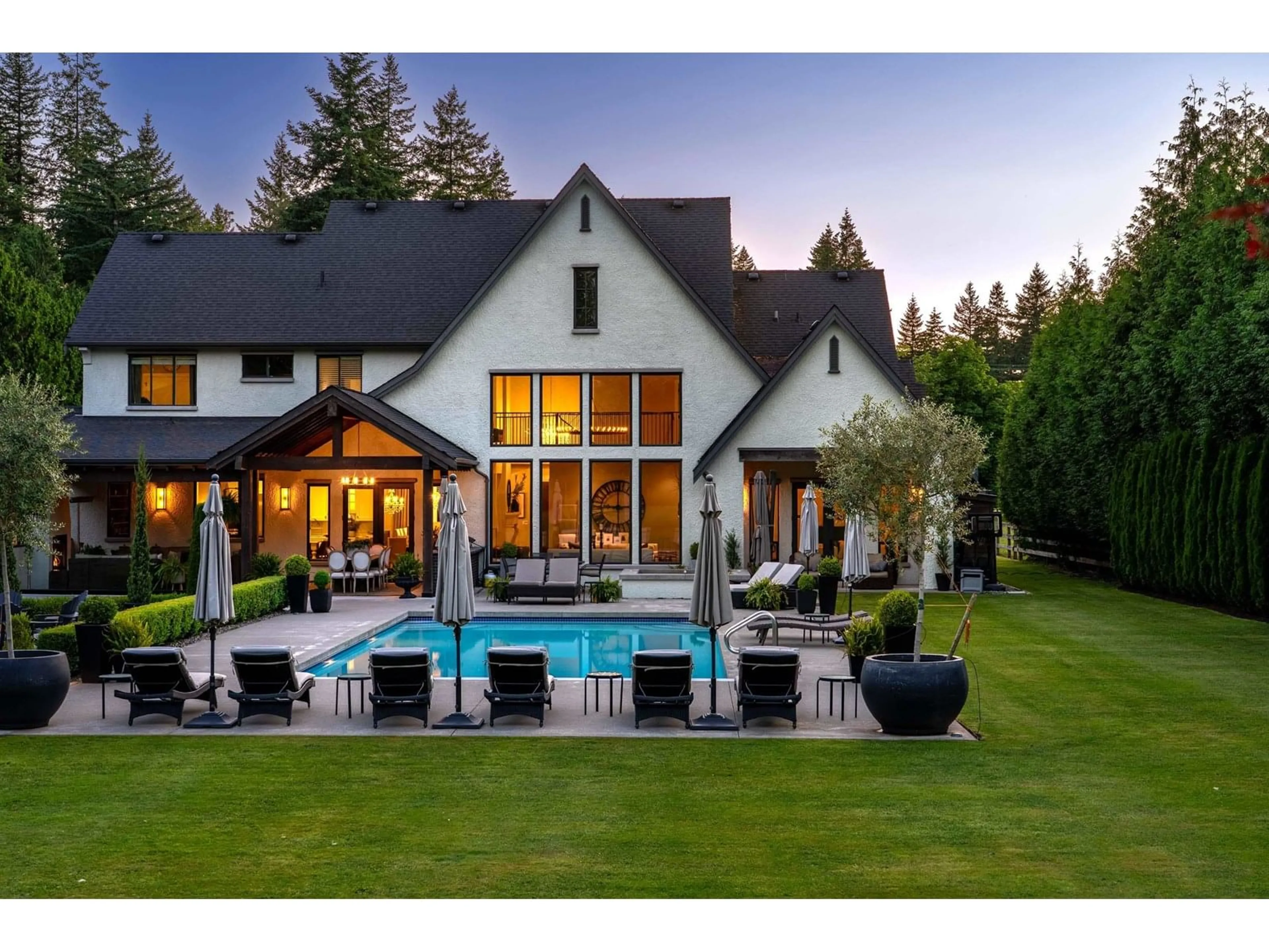 Patio, unknown for 7670 240, Langley British Columbia V1M3P9