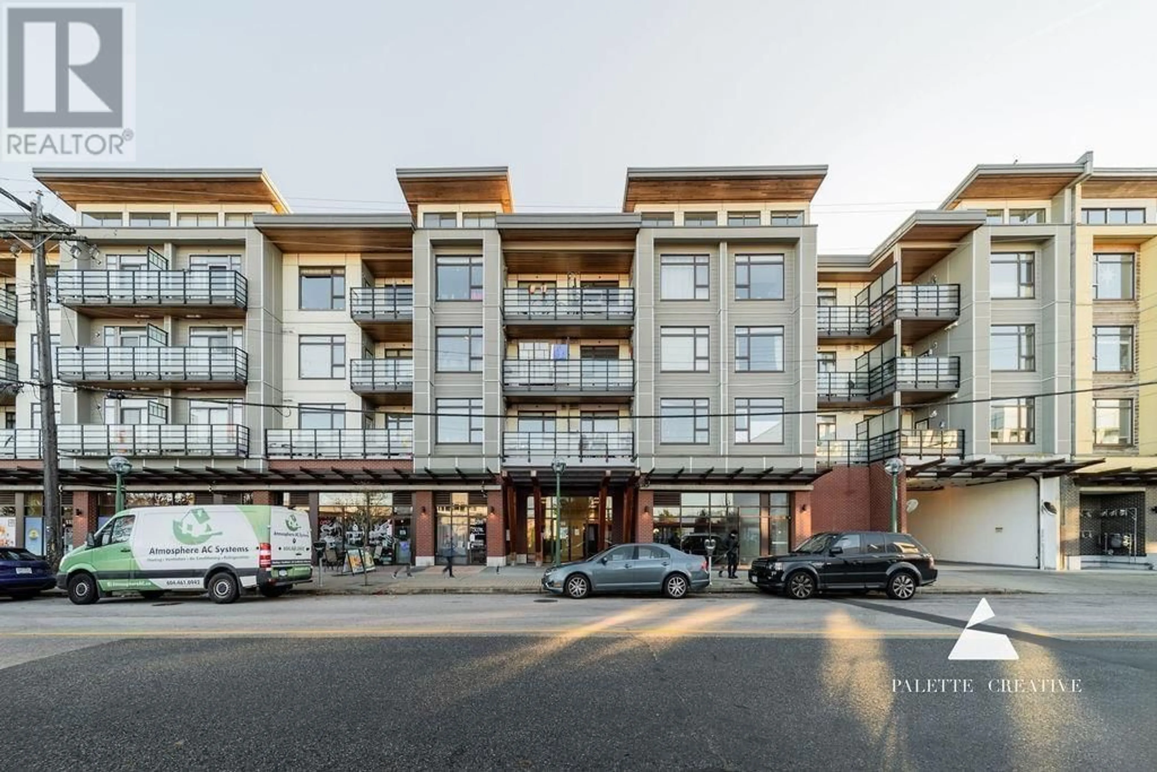 Patio, building for 206 - 5288 GRIMMER STREET, Burnaby British Columbia V5H0C5