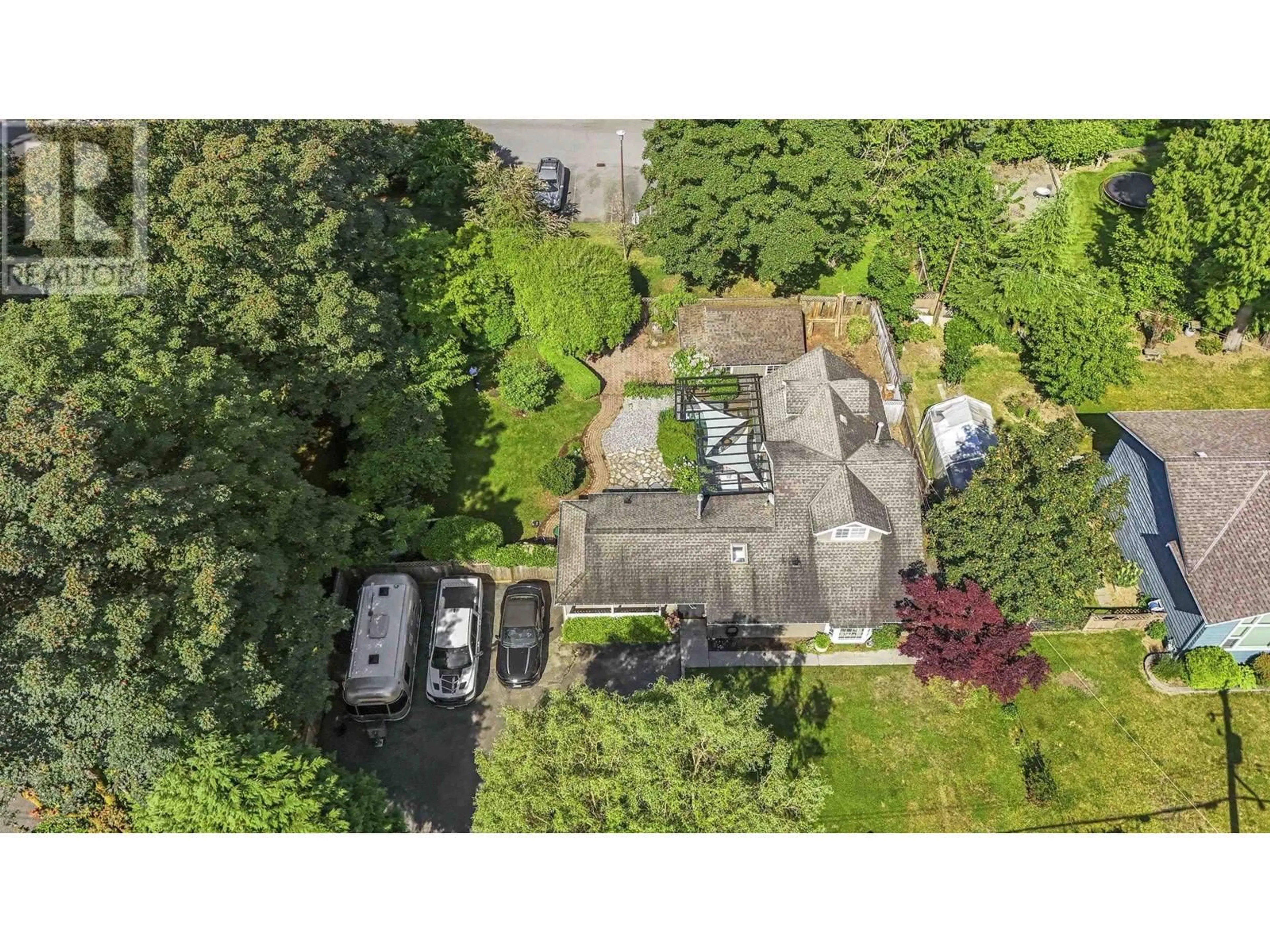 A pic from outside/outdoor area/front of a property/back of a property/a pic from drone, street for 12239 SKILLEN STREET, Maple Ridge British Columbia V2X4X4
