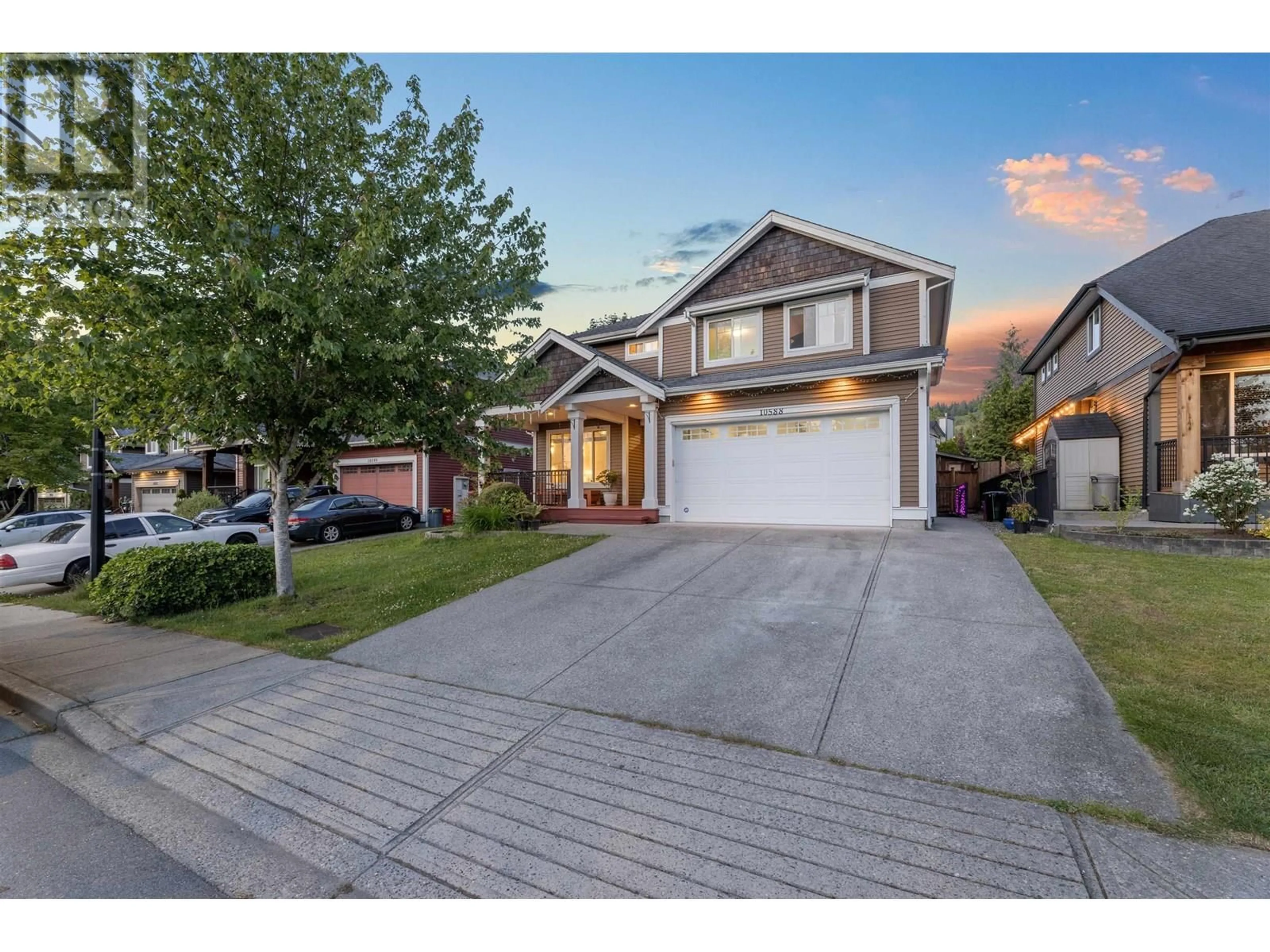 Home with vinyl exterior material, street for 10588 245 STREET, Maple Ridge British Columbia V2W0A2