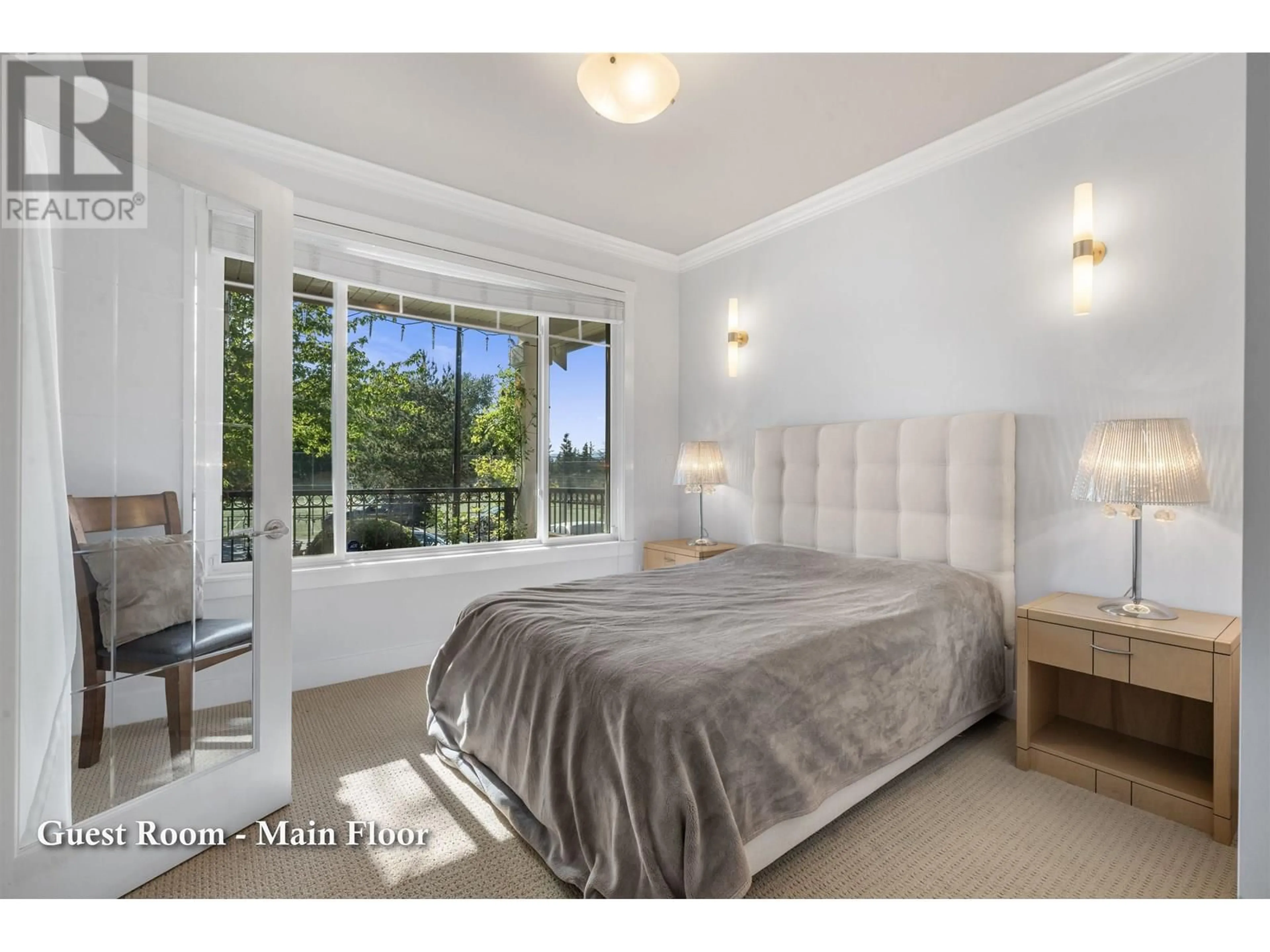 Bedroom with bed, unknown for 10588 245 STREET, Maple Ridge British Columbia V2W0A2