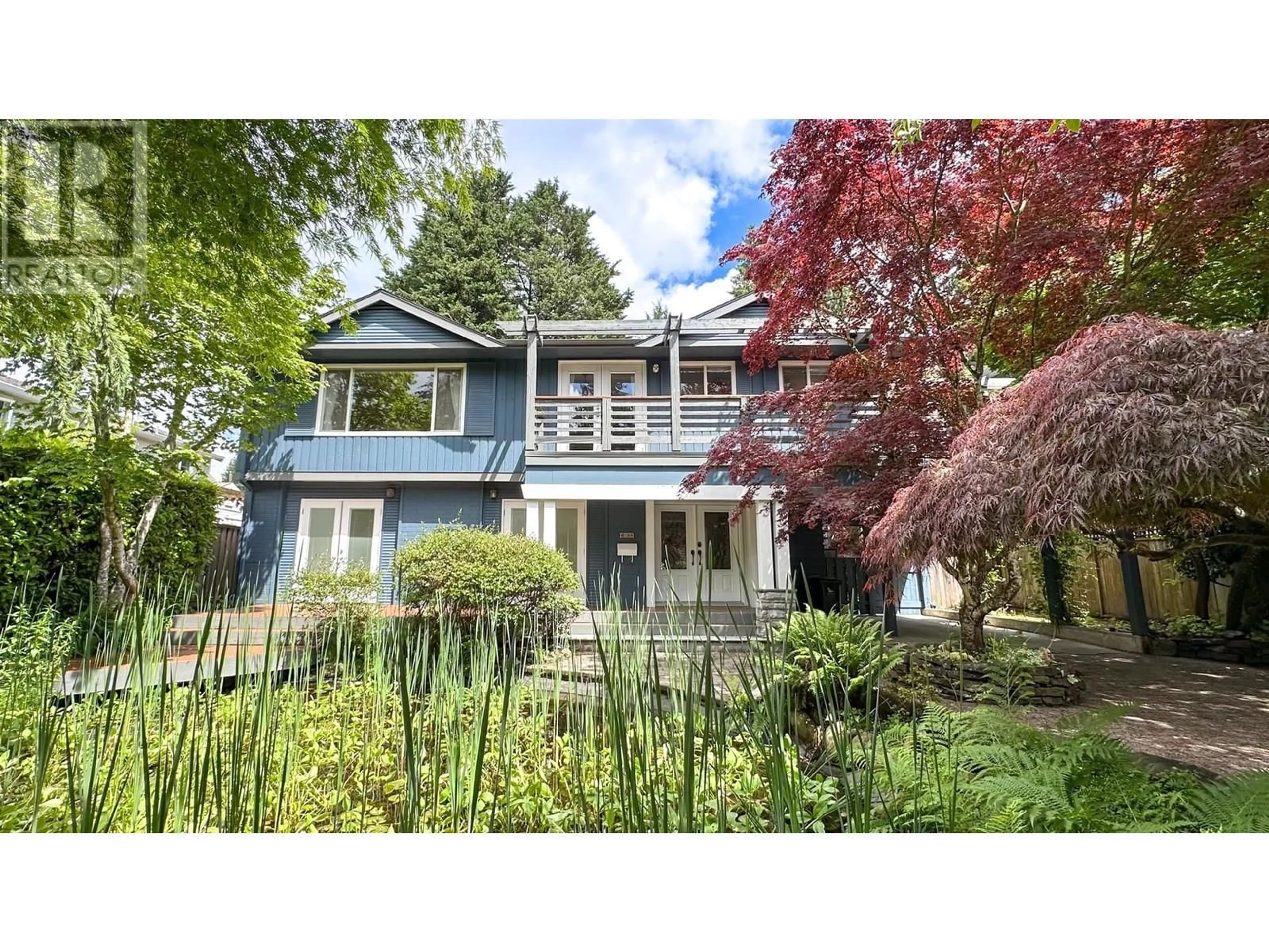 Home with vinyl exterior material, street for 2704 KILMARNOCK CRESCENT, North Vancouver British Columbia V7J2Z5