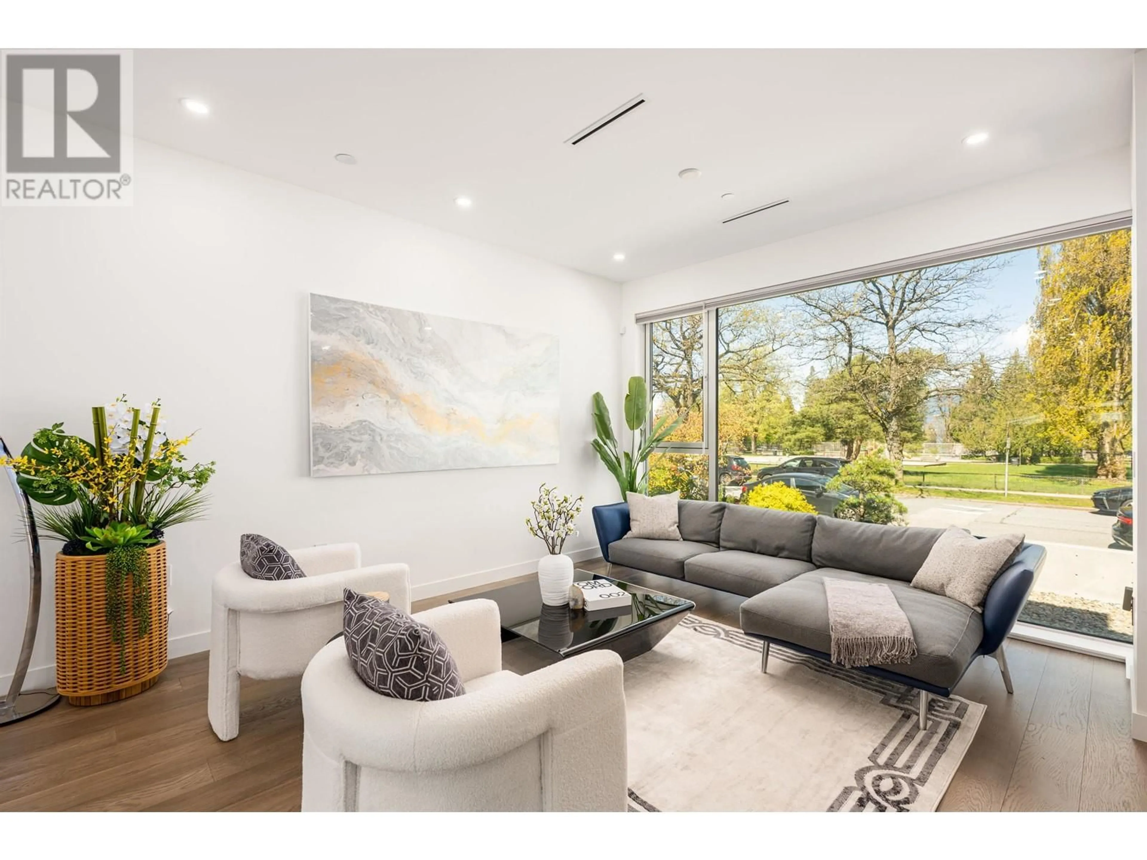 Living room with furniture, unknown for 4360 - 4362 8TH AVENUE, Vancouver British Columbia V6R2A1