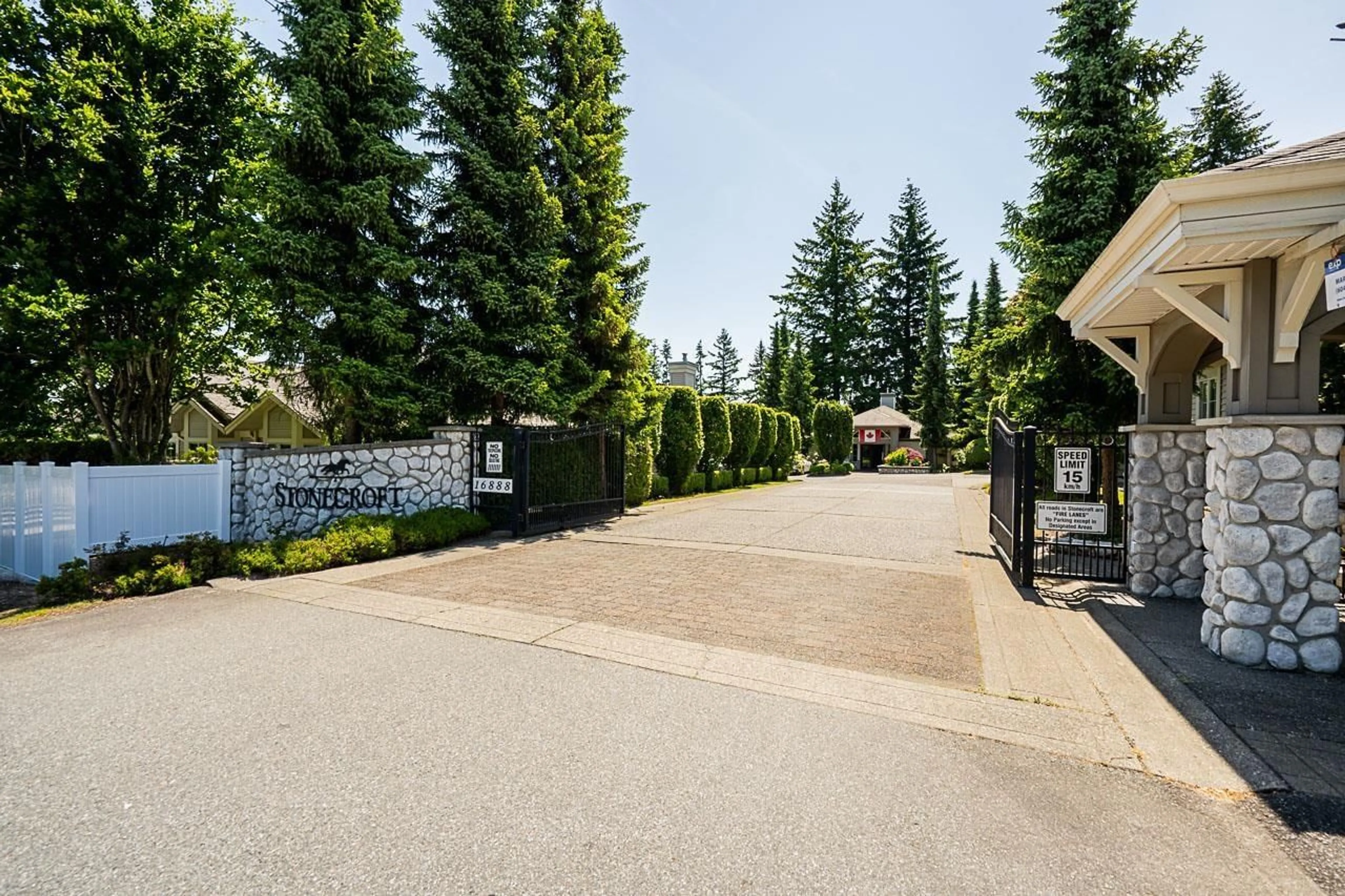 Patio, street for 4 - 16888 80, Surrey British Columbia V4N5A1