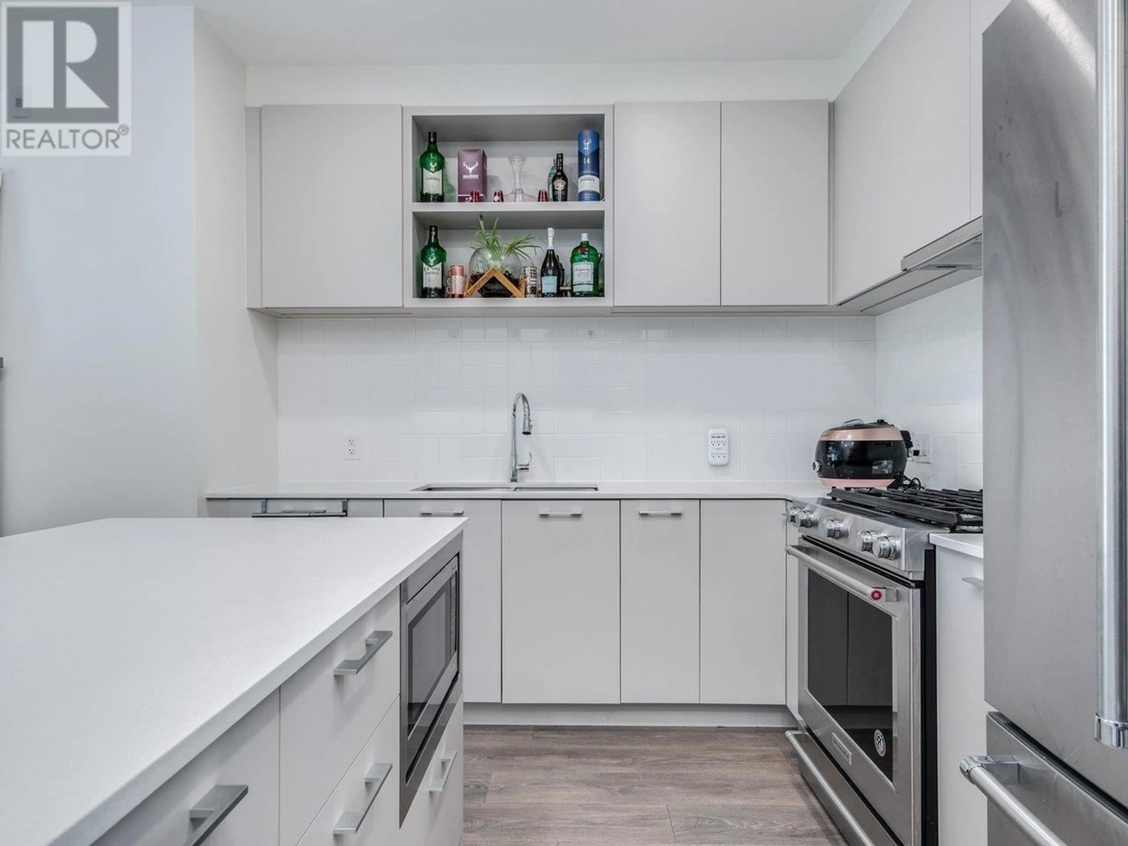 Standard kitchen, unknown for 207 - 721 ANSKAR COURT, Coquitlam British Columbia V3J0L4