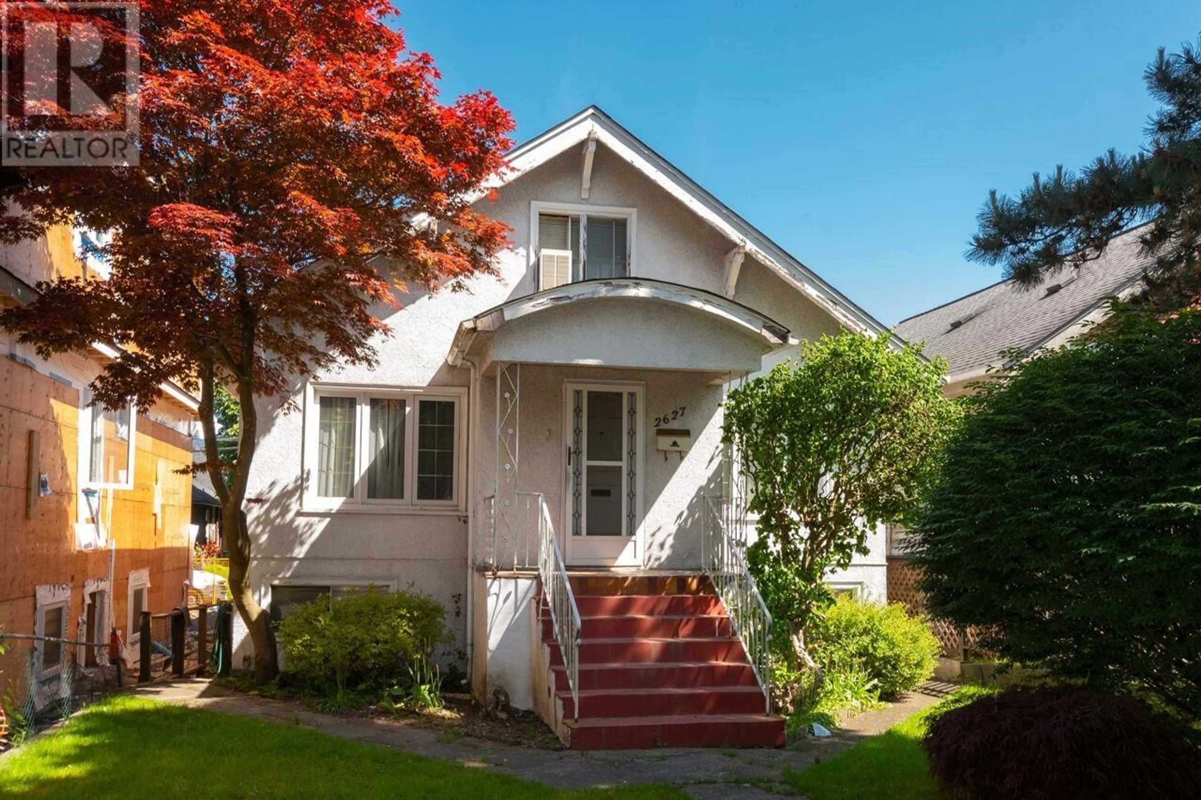 Home with vinyl exterior material, street for 2627 MCGILL STREET, Vancouver British Columbia V5K1H2
