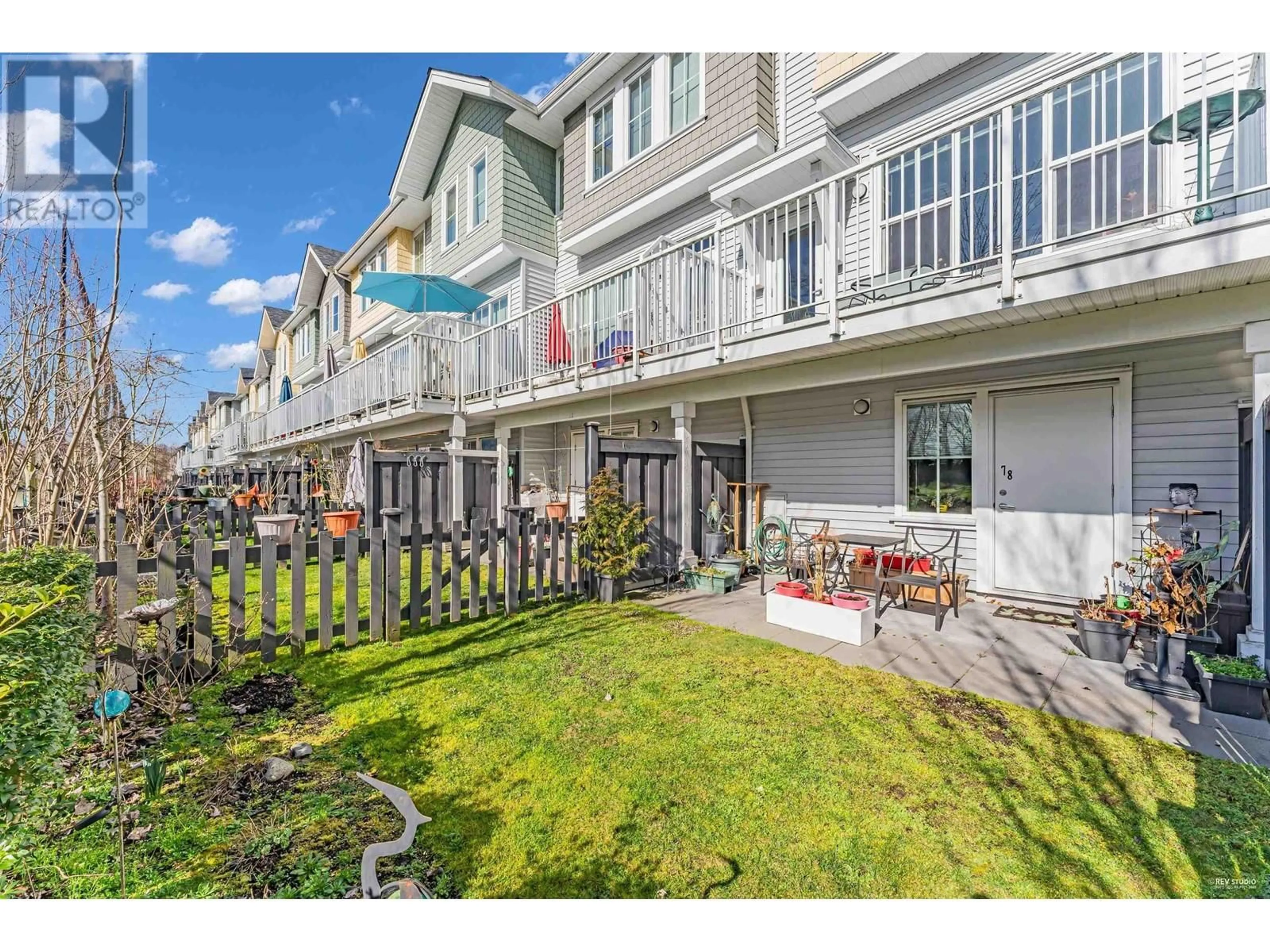 A pic from outside/outdoor area/front of a property/back of a property/a pic from drone, street for 78 - 5550 ADMIRAL WAY, Delta British Columbia V4K0C4