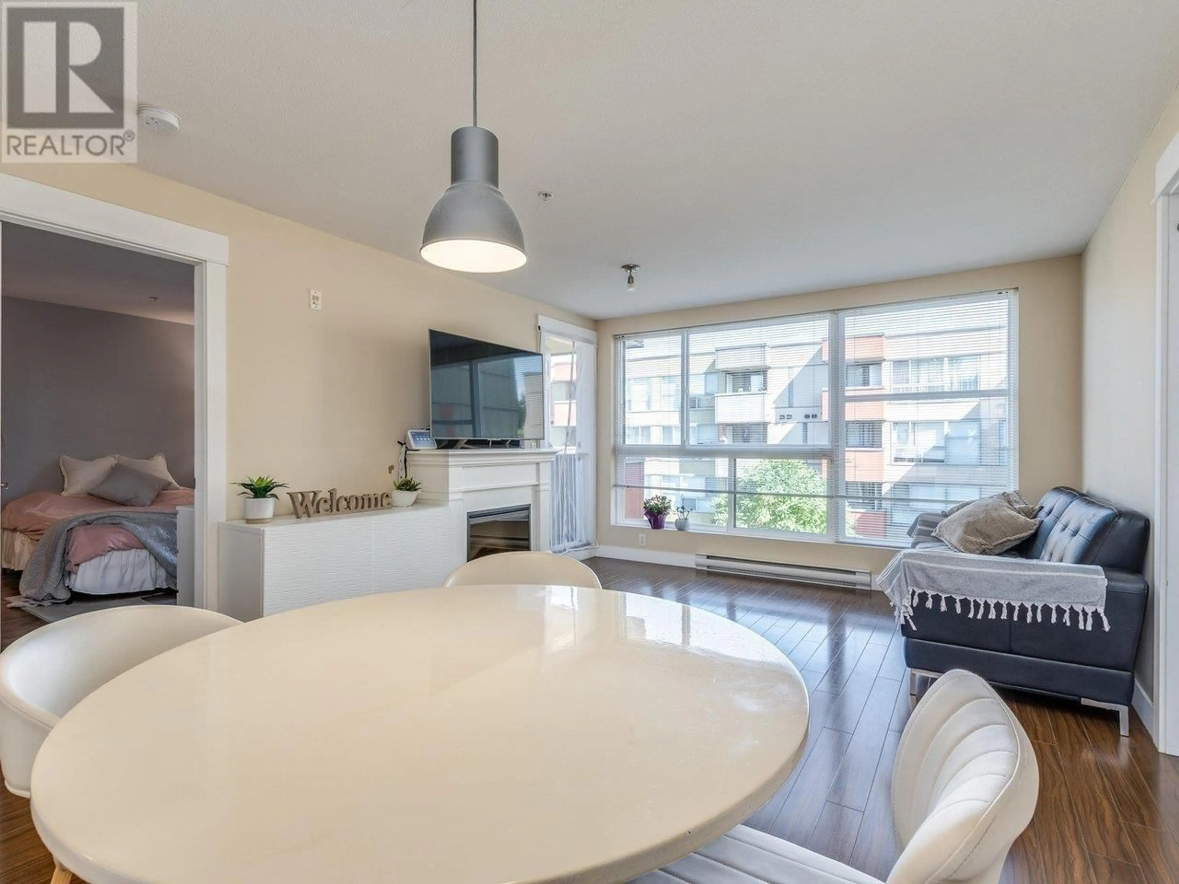 Open concept kitchen, unknown for 313 - 12075 228 STREET, Maple Ridge British Columbia V2X6M2