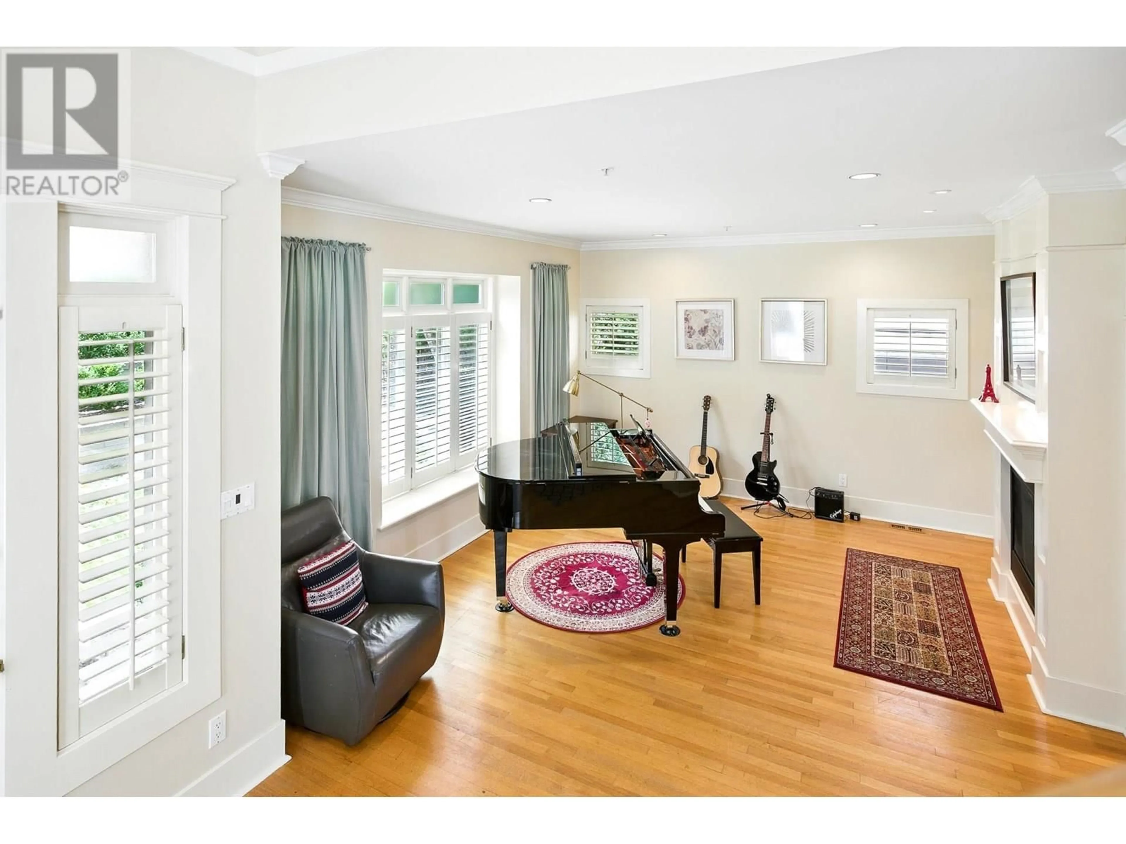 Unknown for 4420 COLLINGWOOD STREET, Vancouver British Columbia V6S2B1