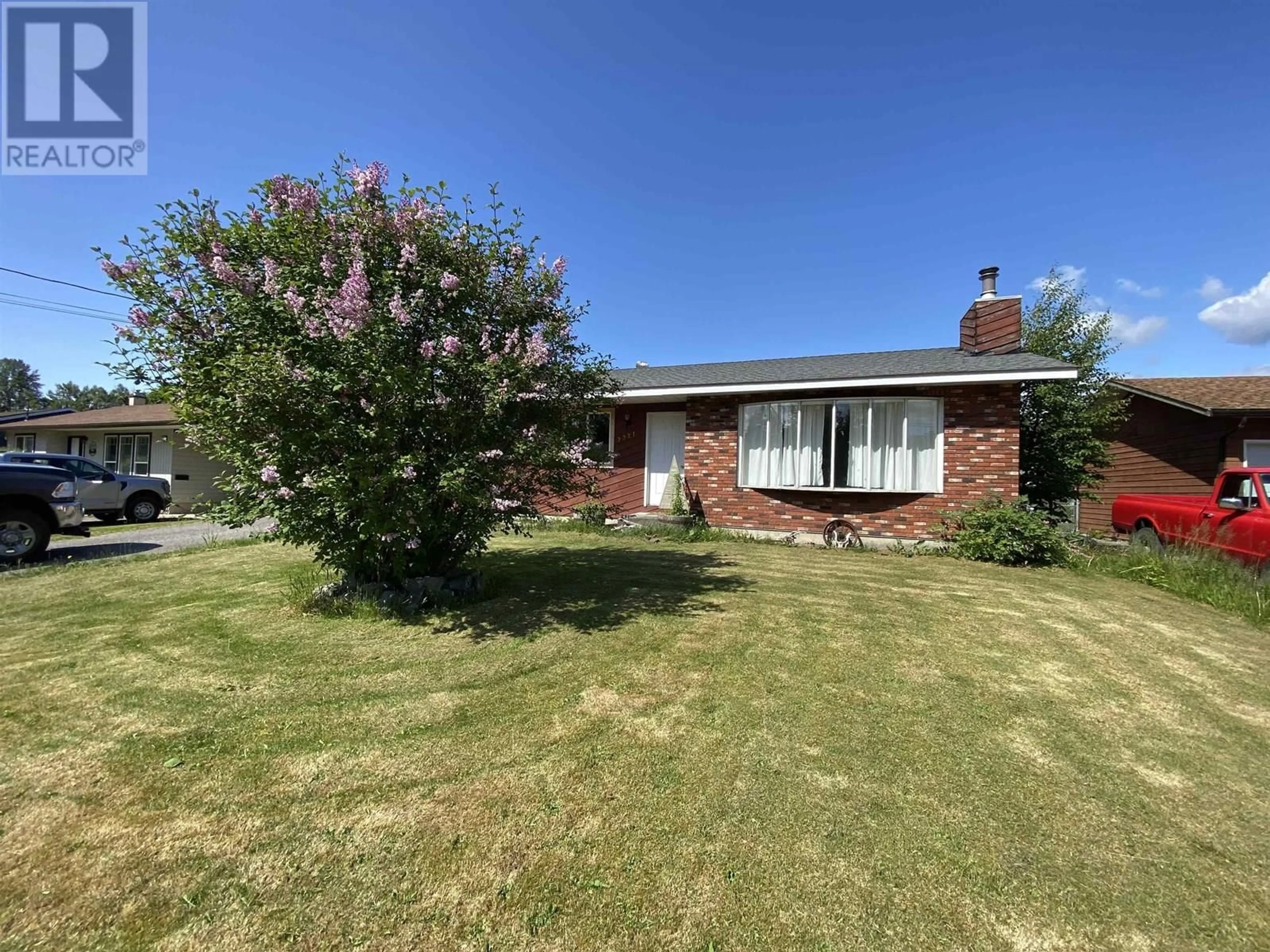 A pic from outside/outdoor area/front of a property/back of a property/a pic from drone, street for 2221 EVERGREEN STREET, Terrace British Columbia V8G4S6