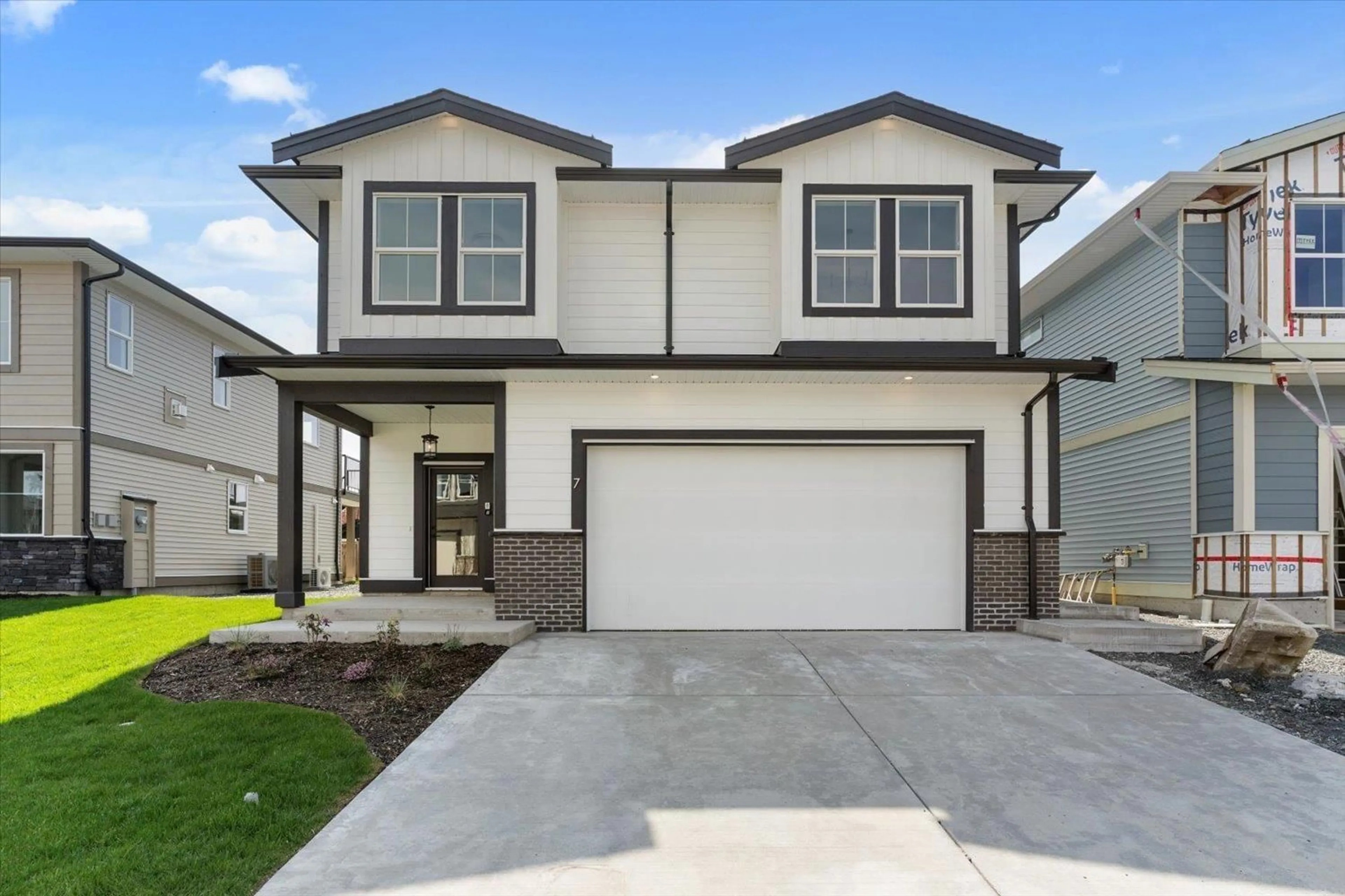 Home with vinyl exterior material, street for 7 - 46058 BONNY AVENUE, Chilliwack British Columbia V2P3H6