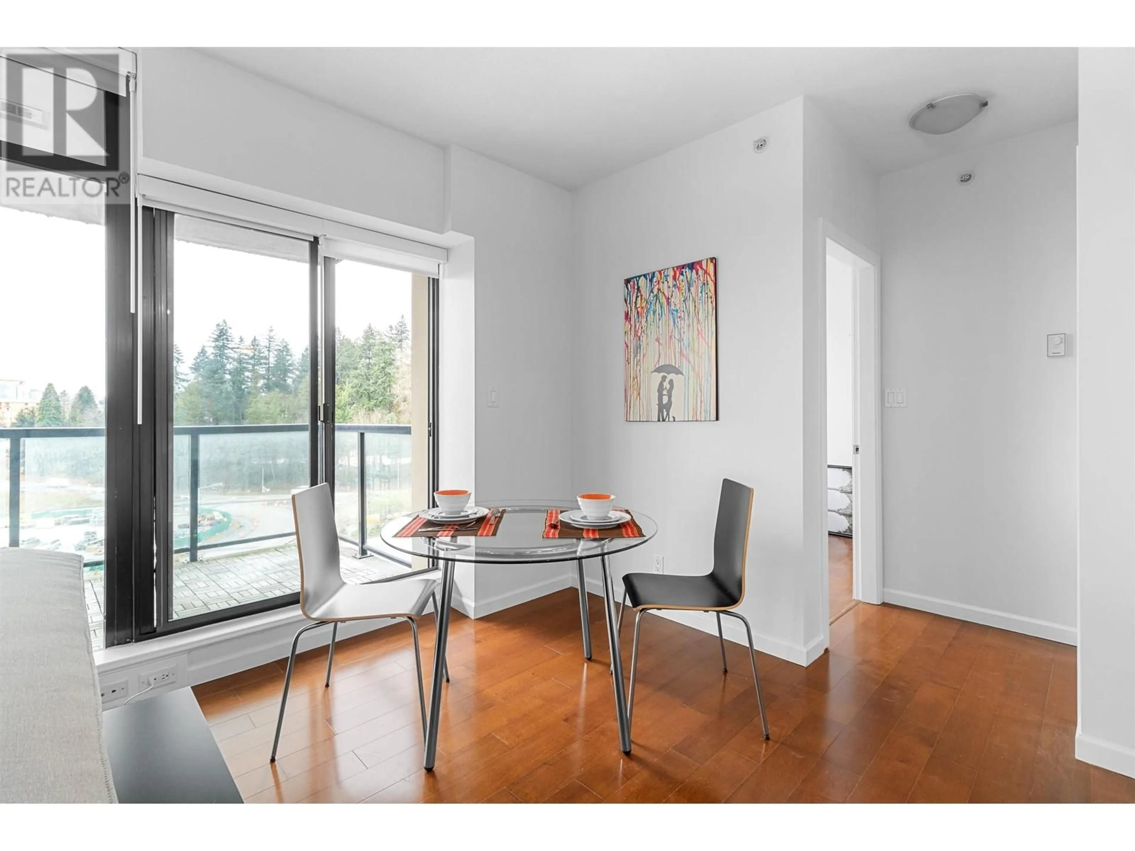Dining room, wood/laminate floor for 1102 - 15 ROYAL AVENUE, New Westminster British Columbia V3L0A9