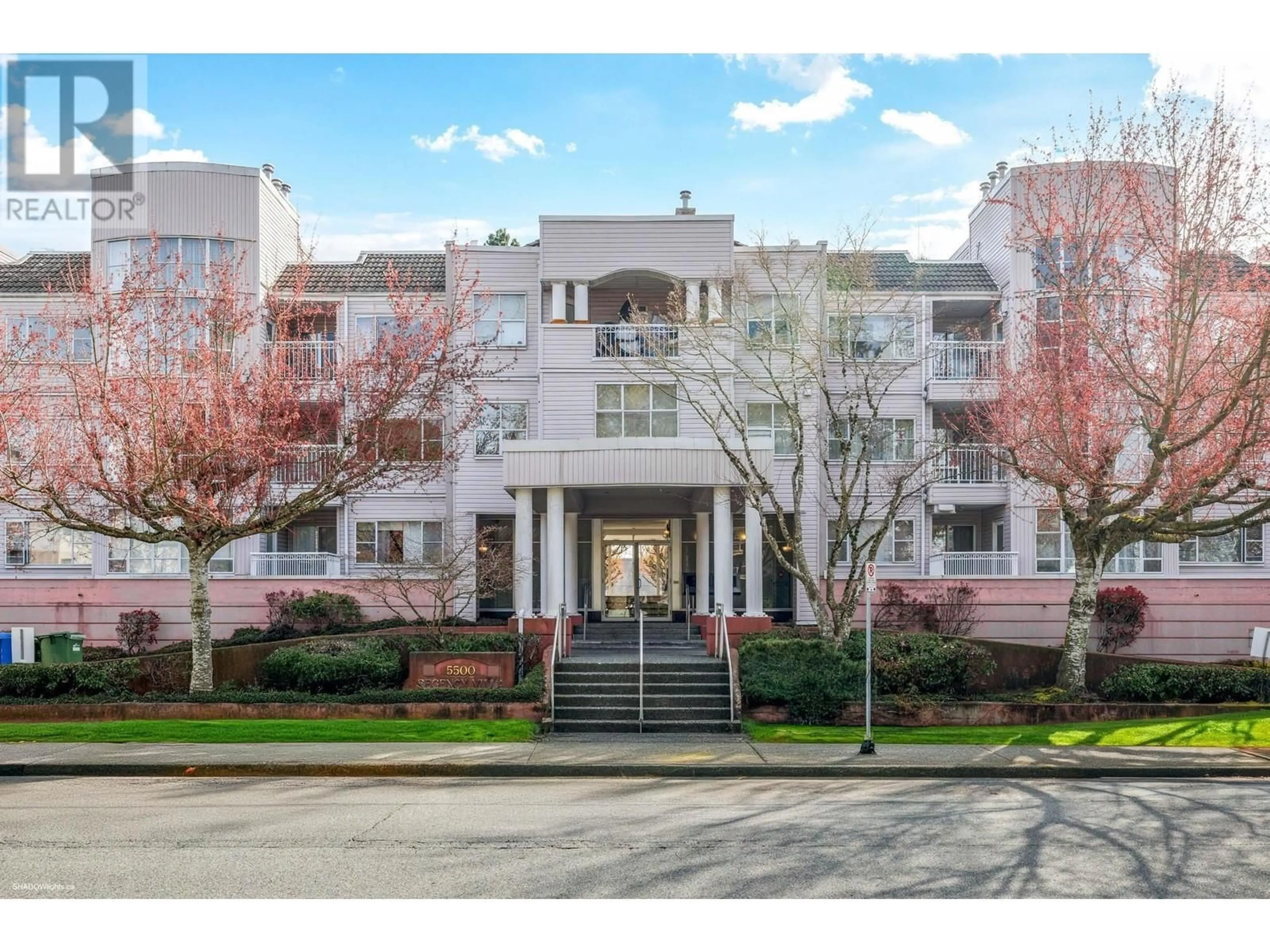 Indoor foyer for 221 - 5500 ARCADIA ROAD, Richmond British Columbia V6X3P5