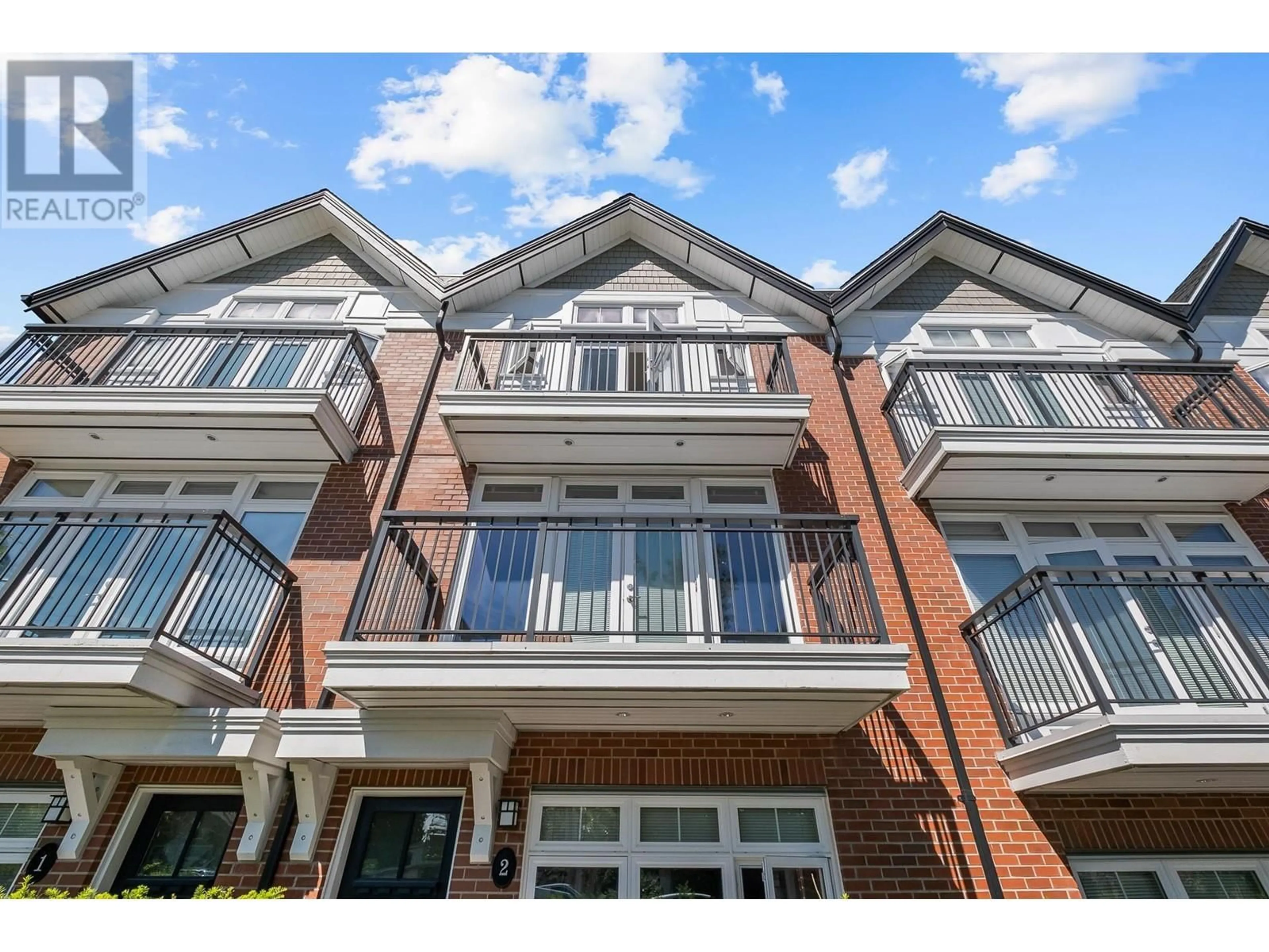 Home with brick exterior material, unknown for 15 - 5655 CHAFFEY AVENUE, Burnaby British Columbia V5H2S1
