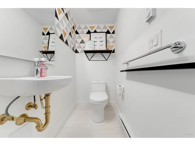 18 - 20857 77A, Langley 4