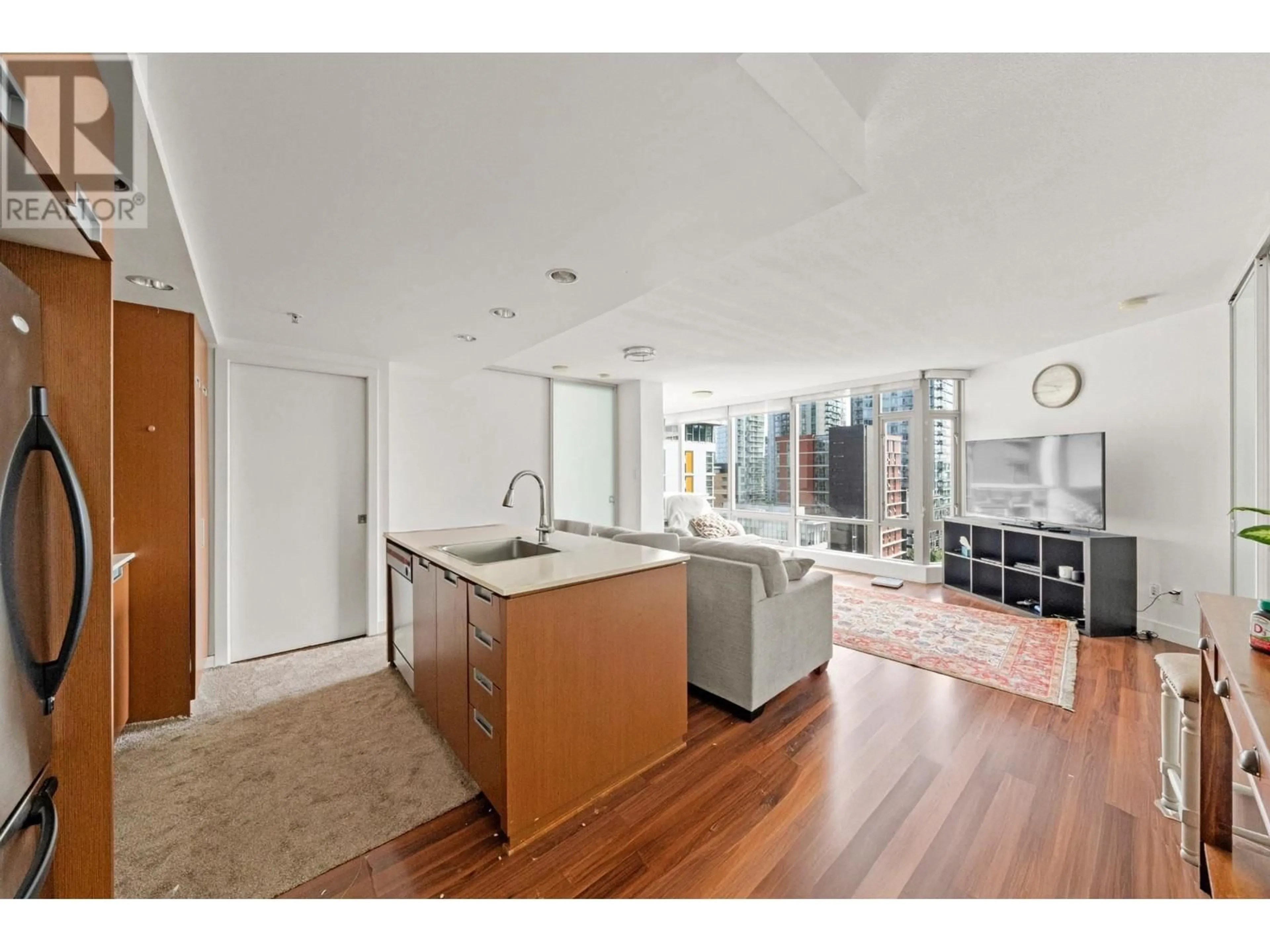 Open concept kitchen, unknown for 1002 - 1255 SEYMOUR STREET, Vancouver British Columbia V6B0H1