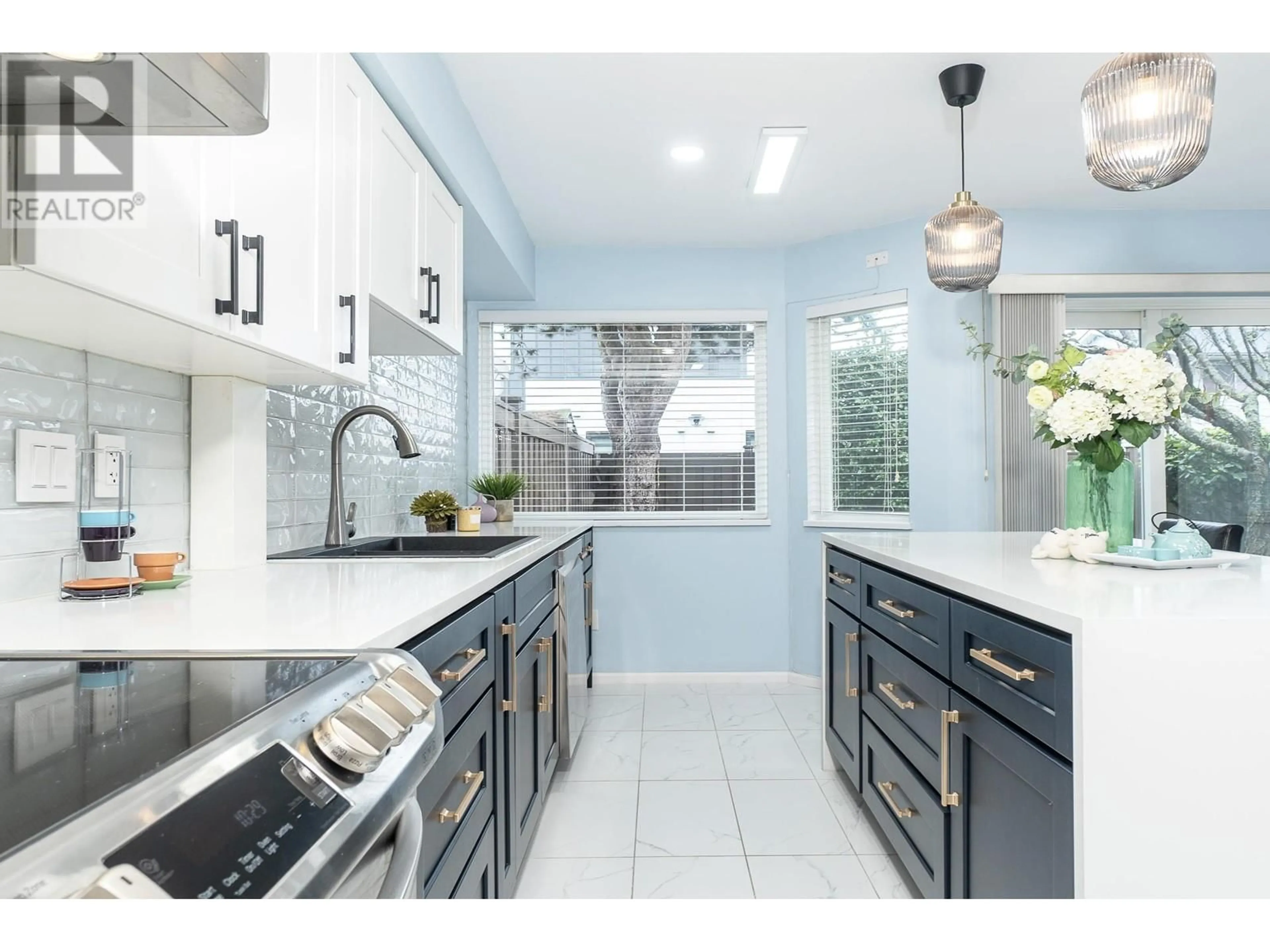 Contemporary kitchen, ceramic/tile floor for 7 - 10900 NO. 2 ROAD, Richmond British Columbia V7E2E3