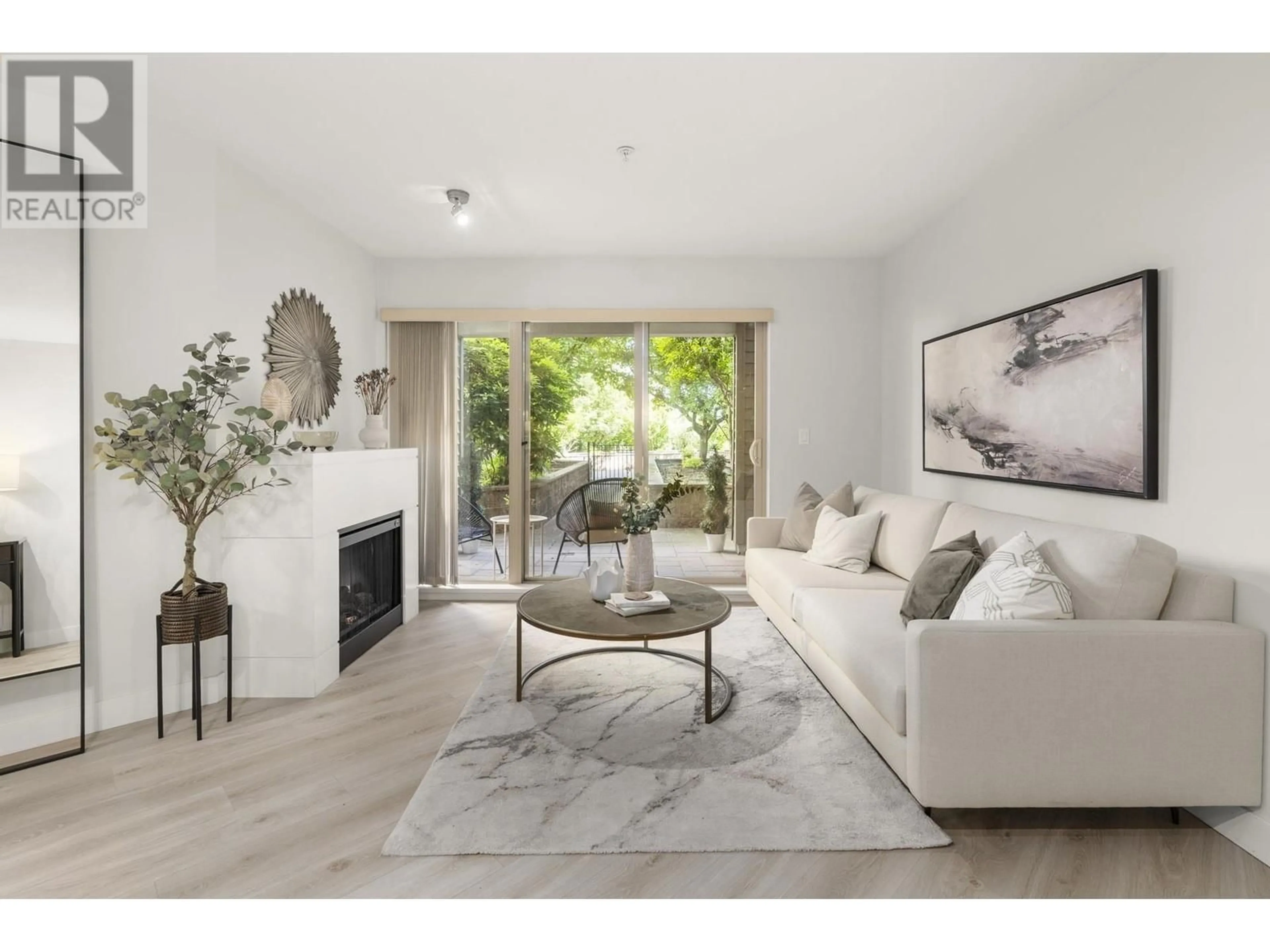 Living room with furniture, unknown for 109 - 2088 BETA AVENUE, Burnaby British Columbia V5C0C8