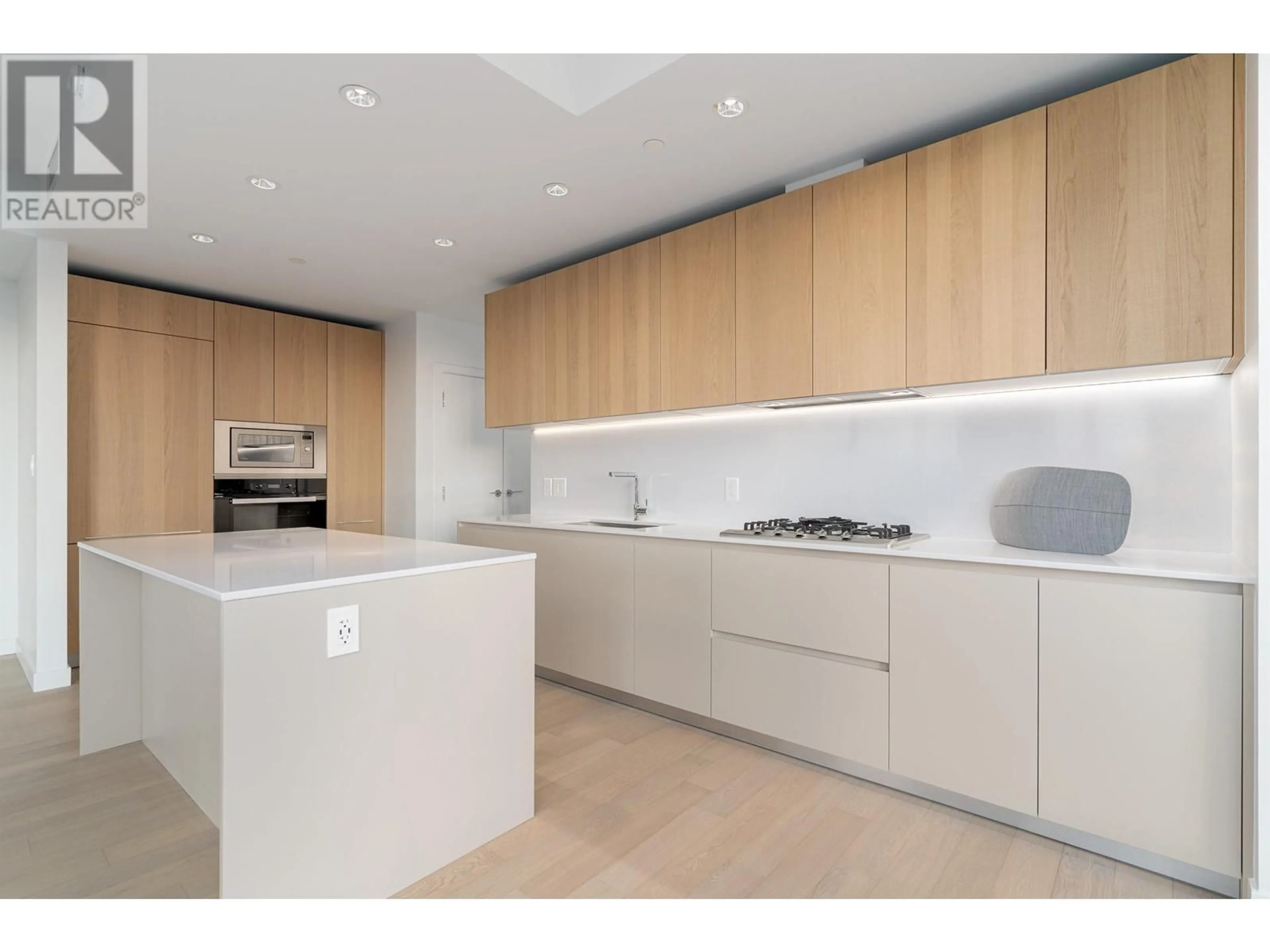 Unknown for 401 - 6688 PEARSON WAY, Richmond British Columbia V7C0E5