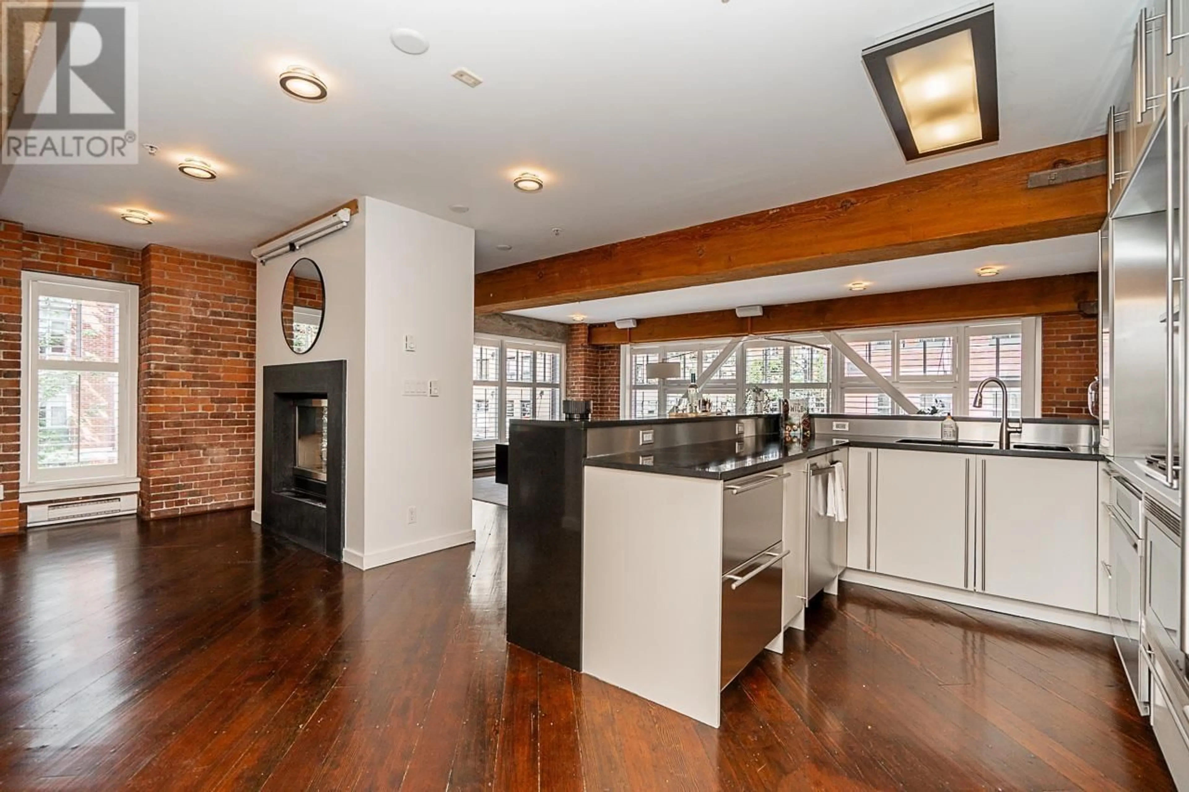 Open concept kitchen, unknown for 304 - 1178 HAMILTON STREET, Vancouver British Columbia V6B2S2