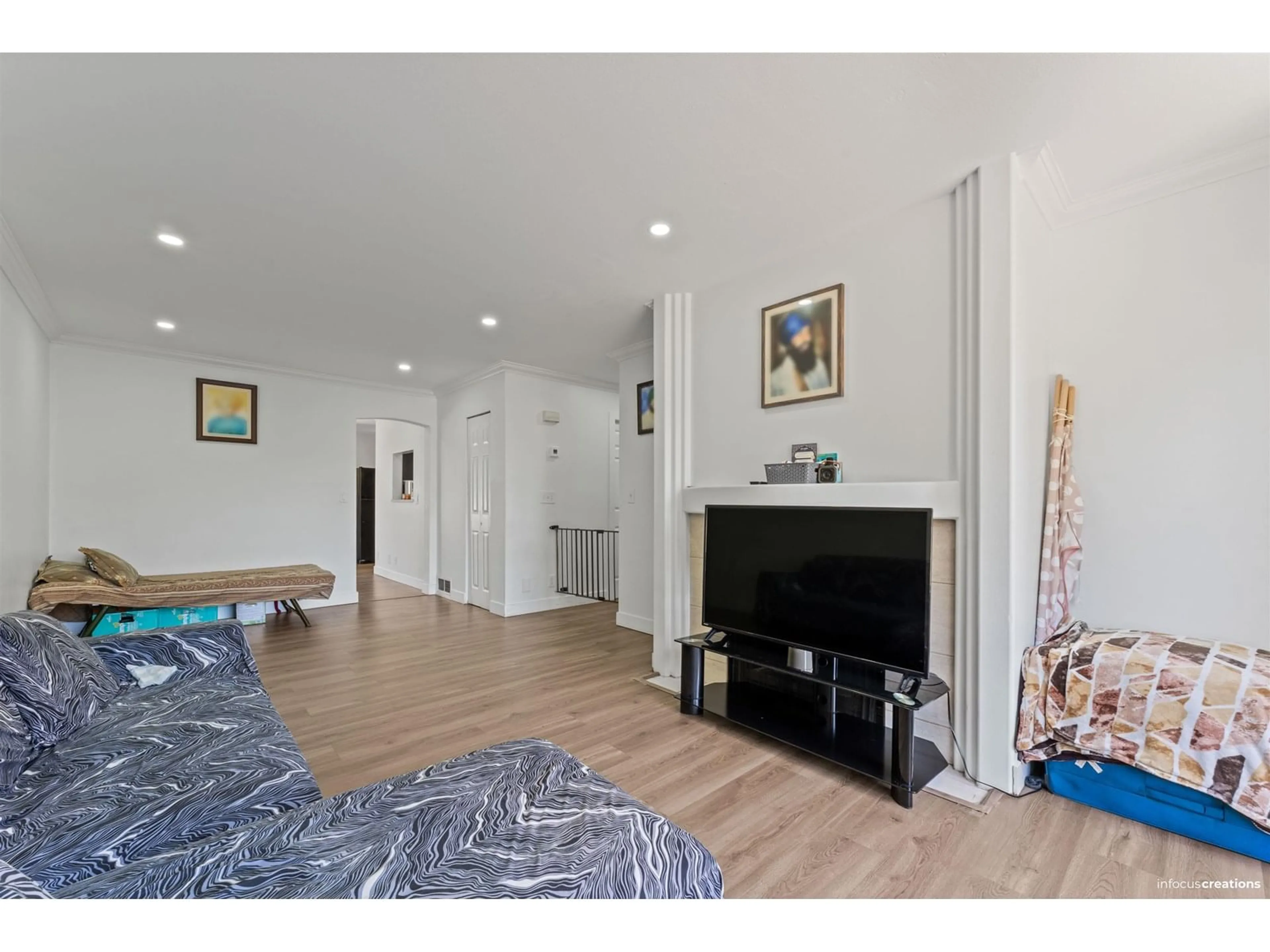 A pic of a room for 21 - 7140 132, Surrey British Columbia V3W1J5