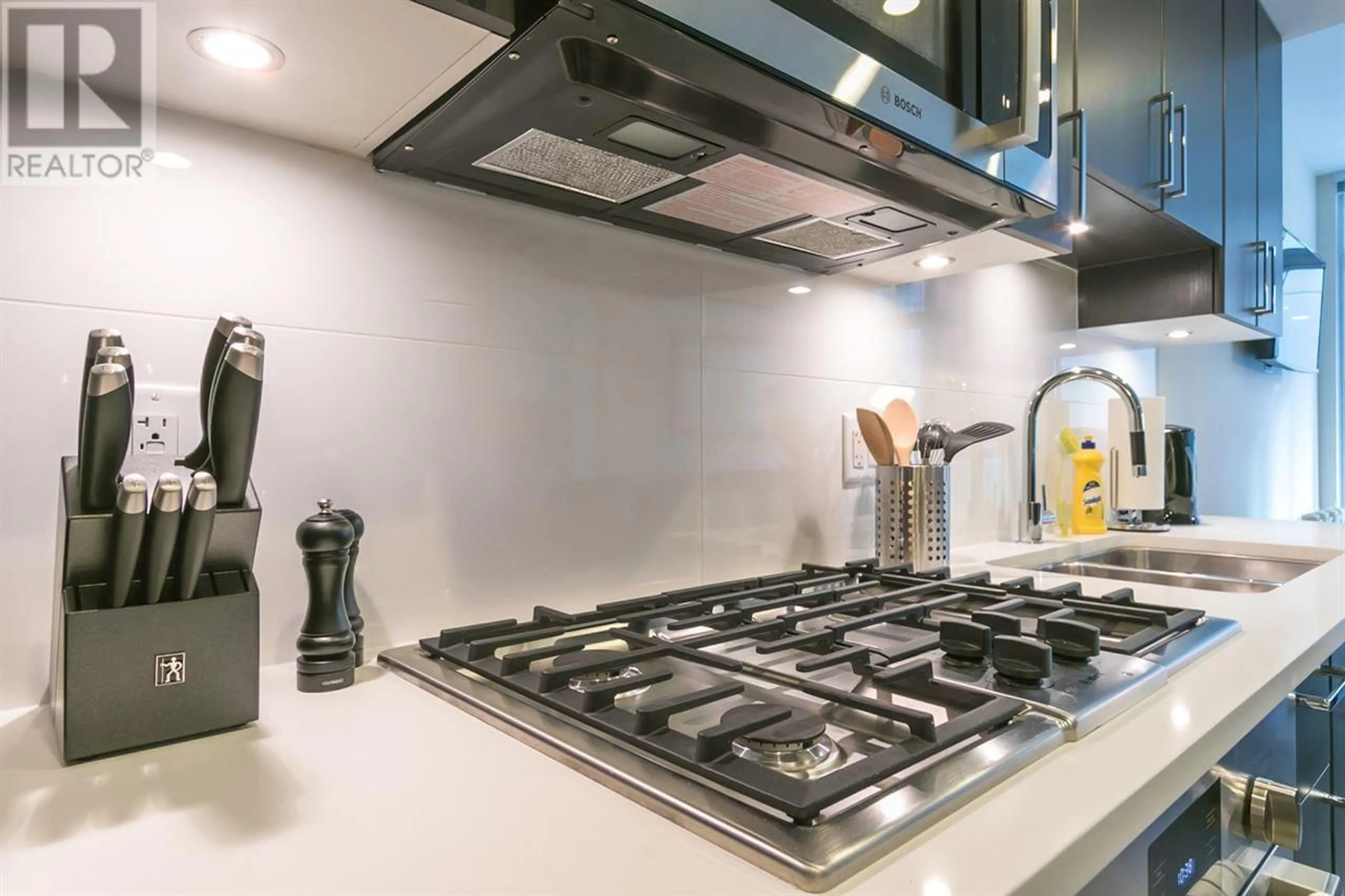 Contemporary kitchen, ceramic/tile floor for 509 - 88 1ST AVENUE, Vancouver British Columbia V5Y0K2