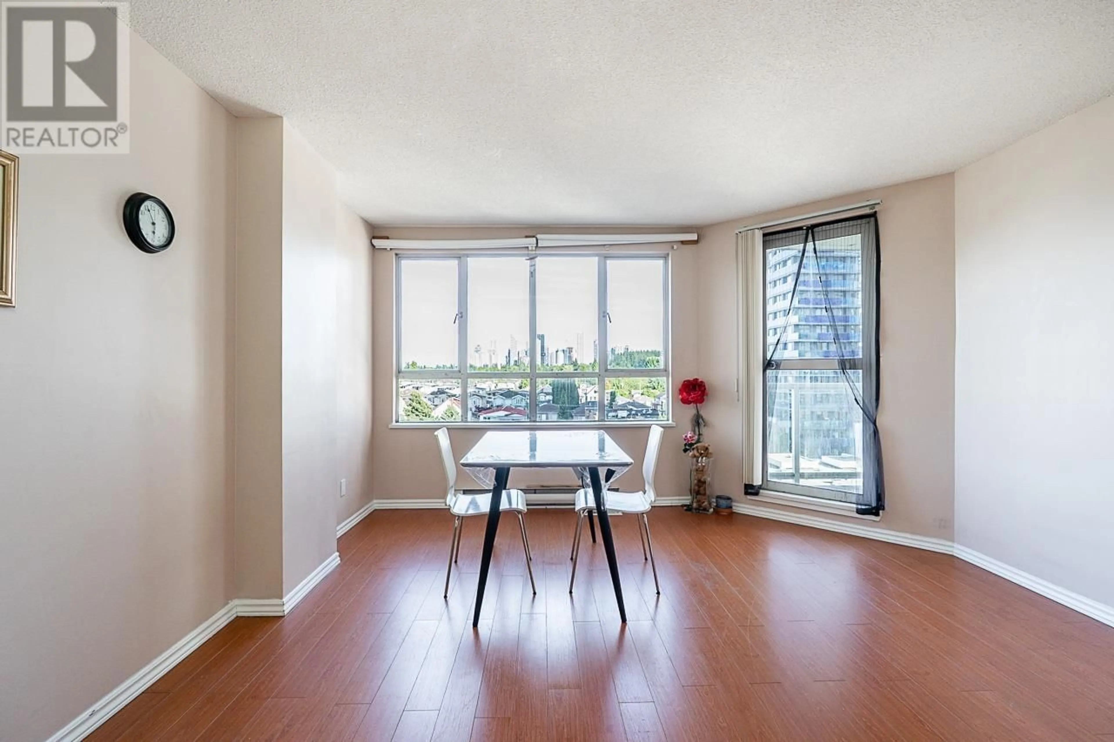Unknown for 910 - 3489 ASCOT PLACE, Vancouver British Columbia V5R6B6