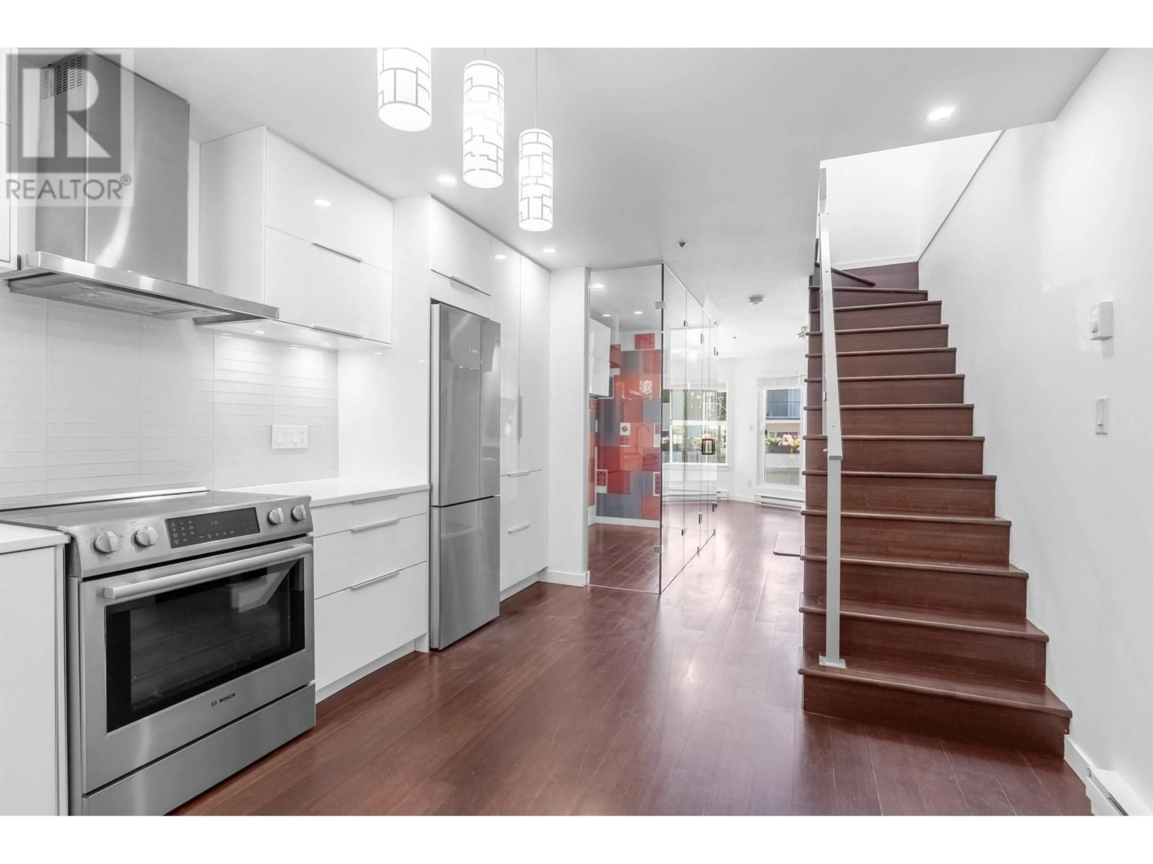 Open concept kitchen, unknown for E - 733 16TH AVENUE, Vancouver British Columbia V5Z1S8