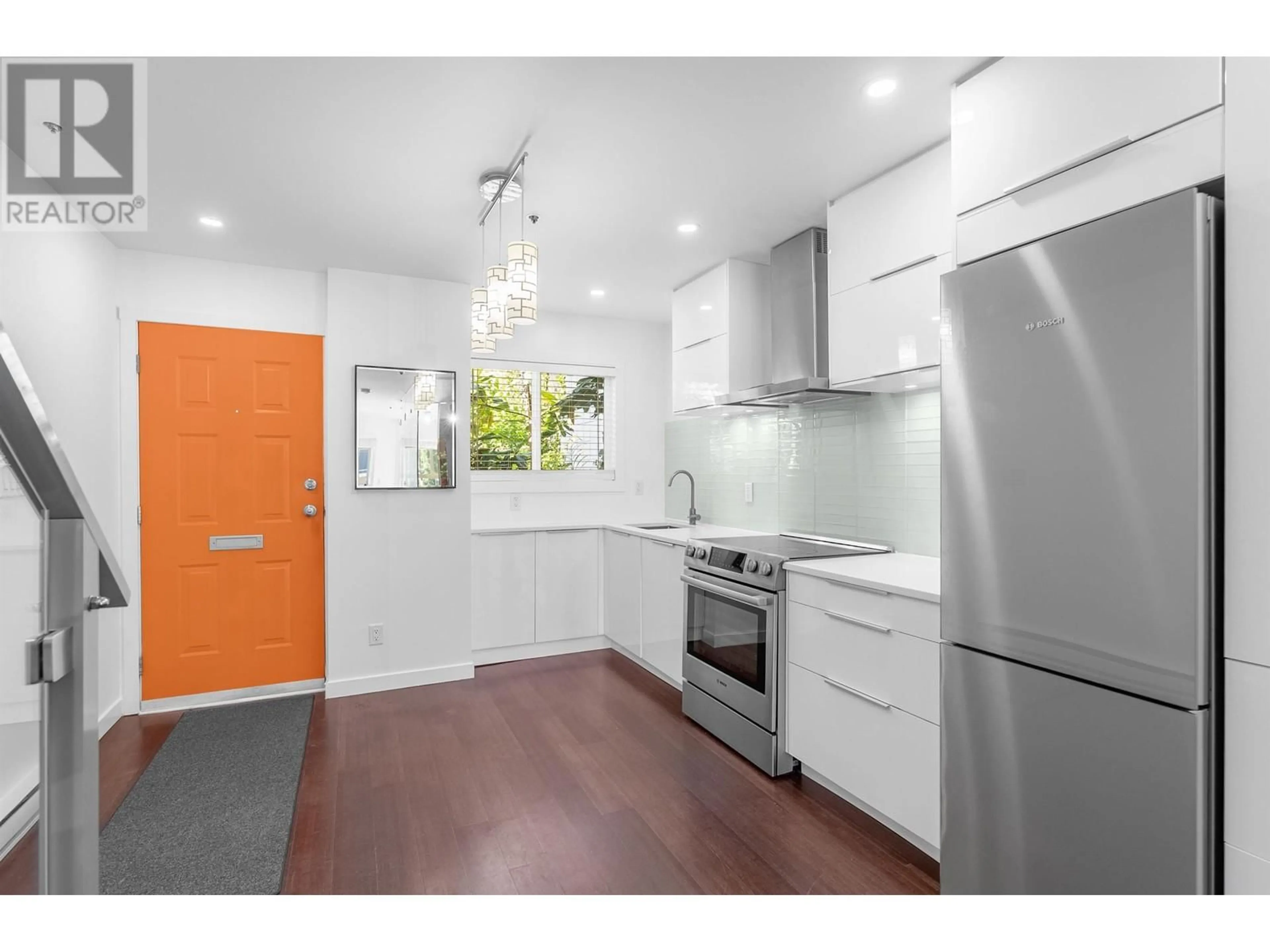 Open concept kitchen, unknown for E - 733 16TH AVENUE, Vancouver British Columbia V5Z1S8