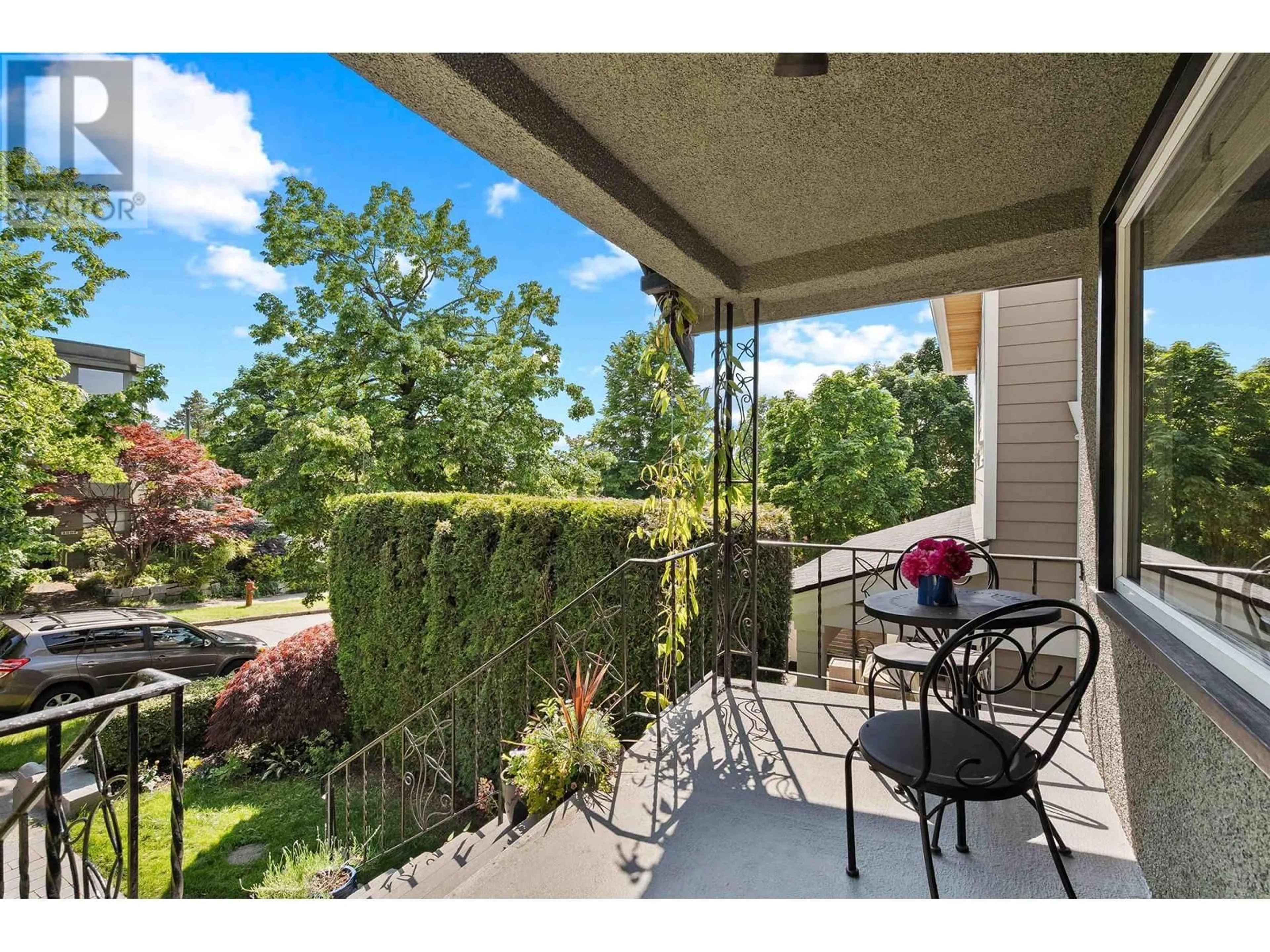Patio, unknown for 2011 4TH AVENUE, Vancouver British Columbia V5N1K5