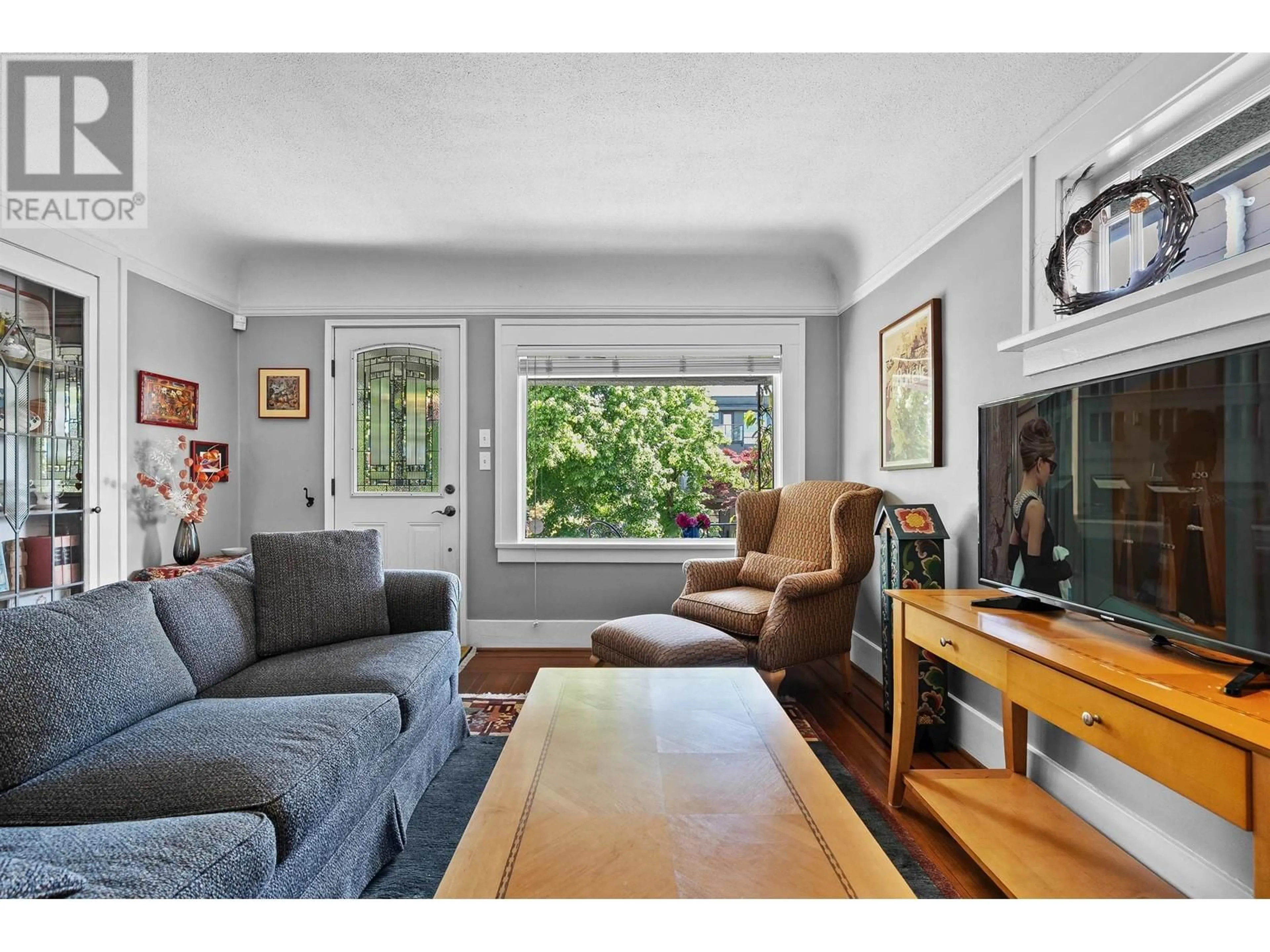 Living room with furniture, unknown for 2011 4TH AVENUE, Vancouver British Columbia V5N1K5