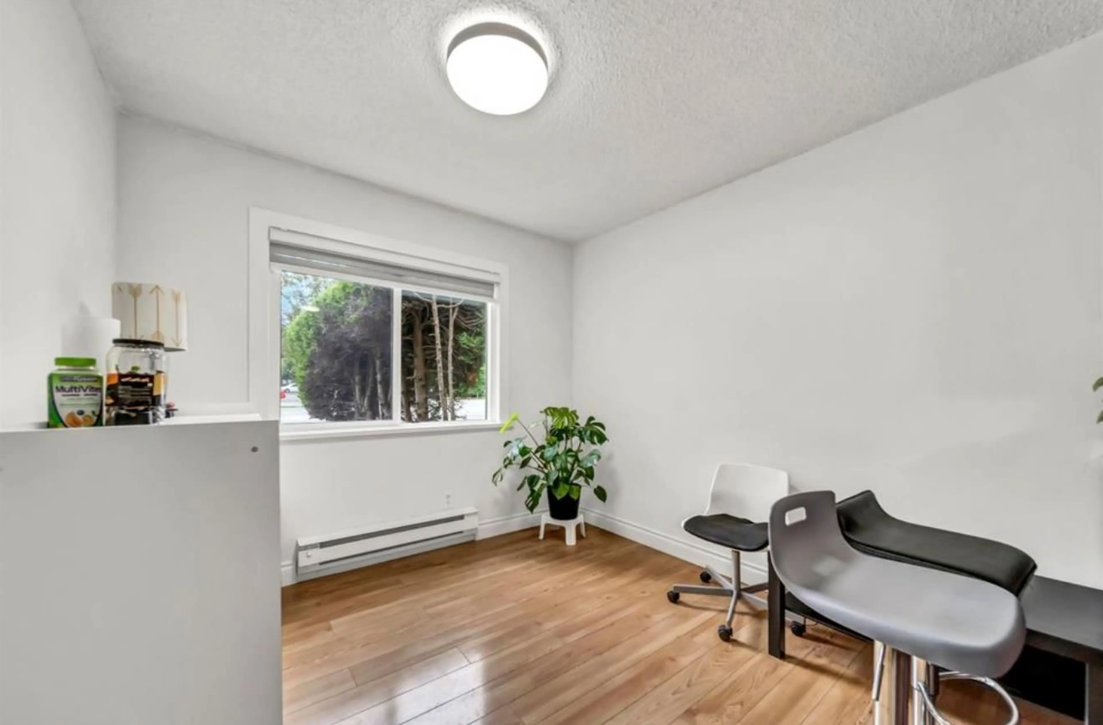 A pic of a room for 13339 70B, Surrey British Columbia V3W7Z3