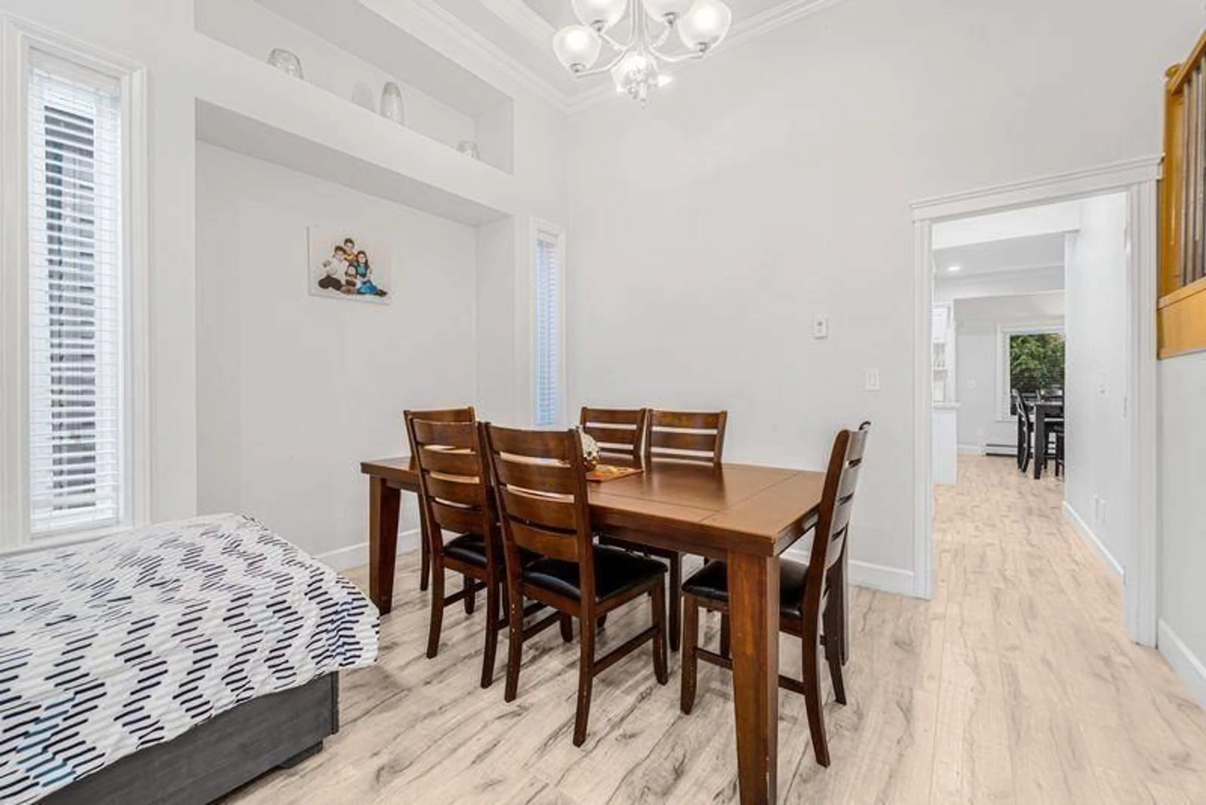 Dining room, wood/laminate floor for 7688 146, Surrey British Columbia V3S2T6