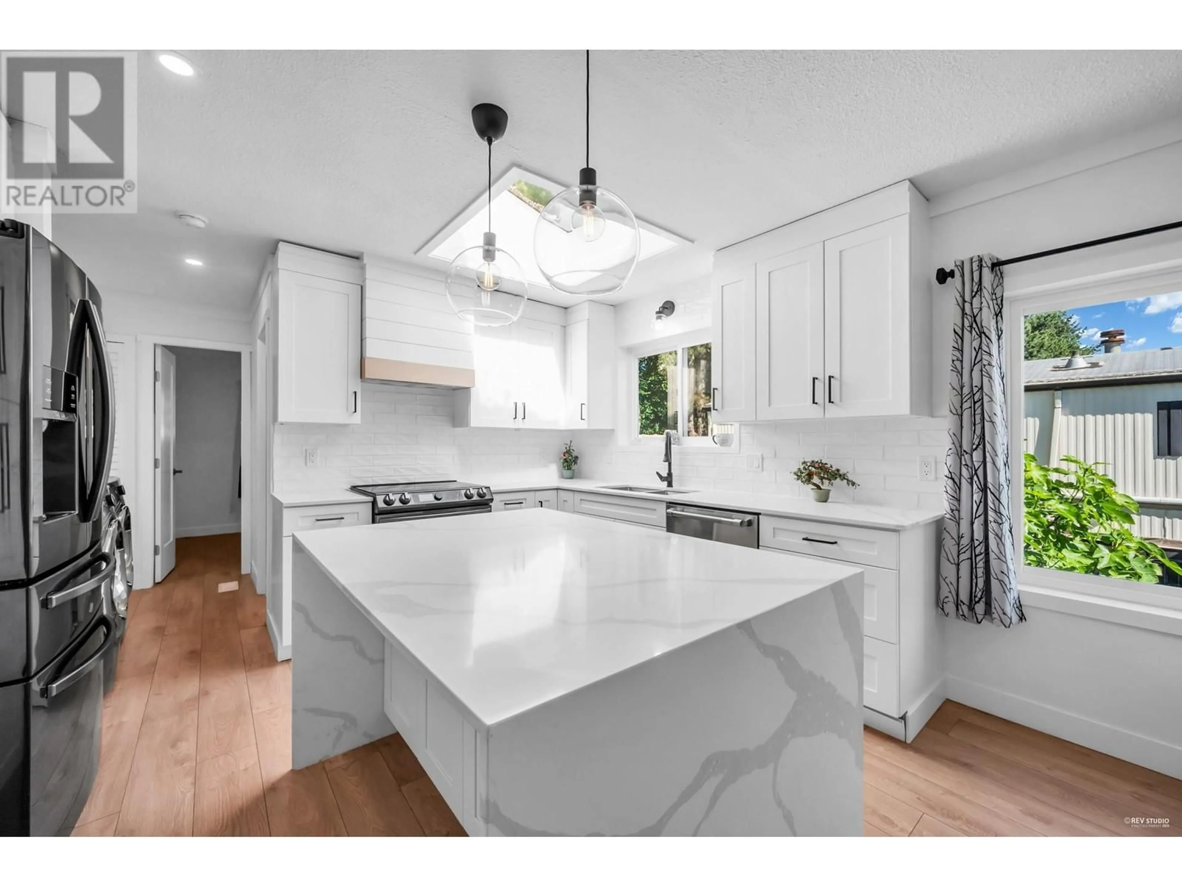 Open concept kitchen, unknown for 4 - 145 KING EDWARD STREET, Coquitlam British Columbia V3K6K9