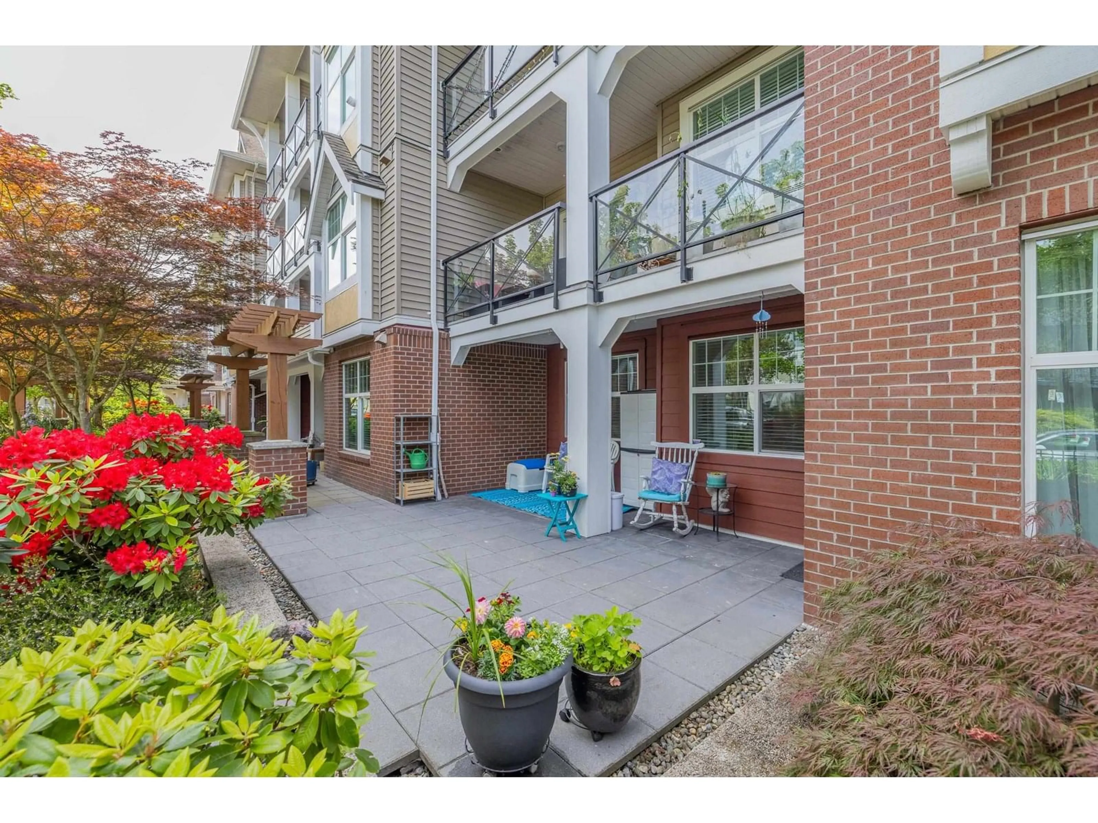 Patio, unknown for 111 - 17712 57A, Surrey British Columbia V3S1J1
