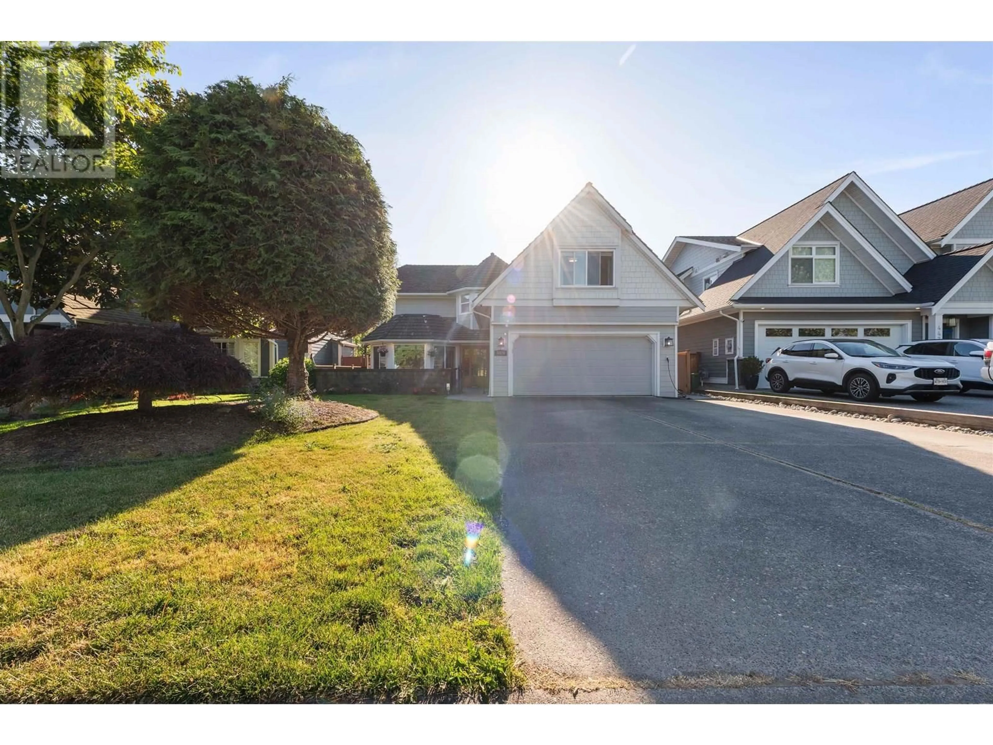 A pic from outside/outdoor area/front of a property/back of a property/a pic from drone, street for 4429 64 STREET, Delta British Columbia V4K3M2