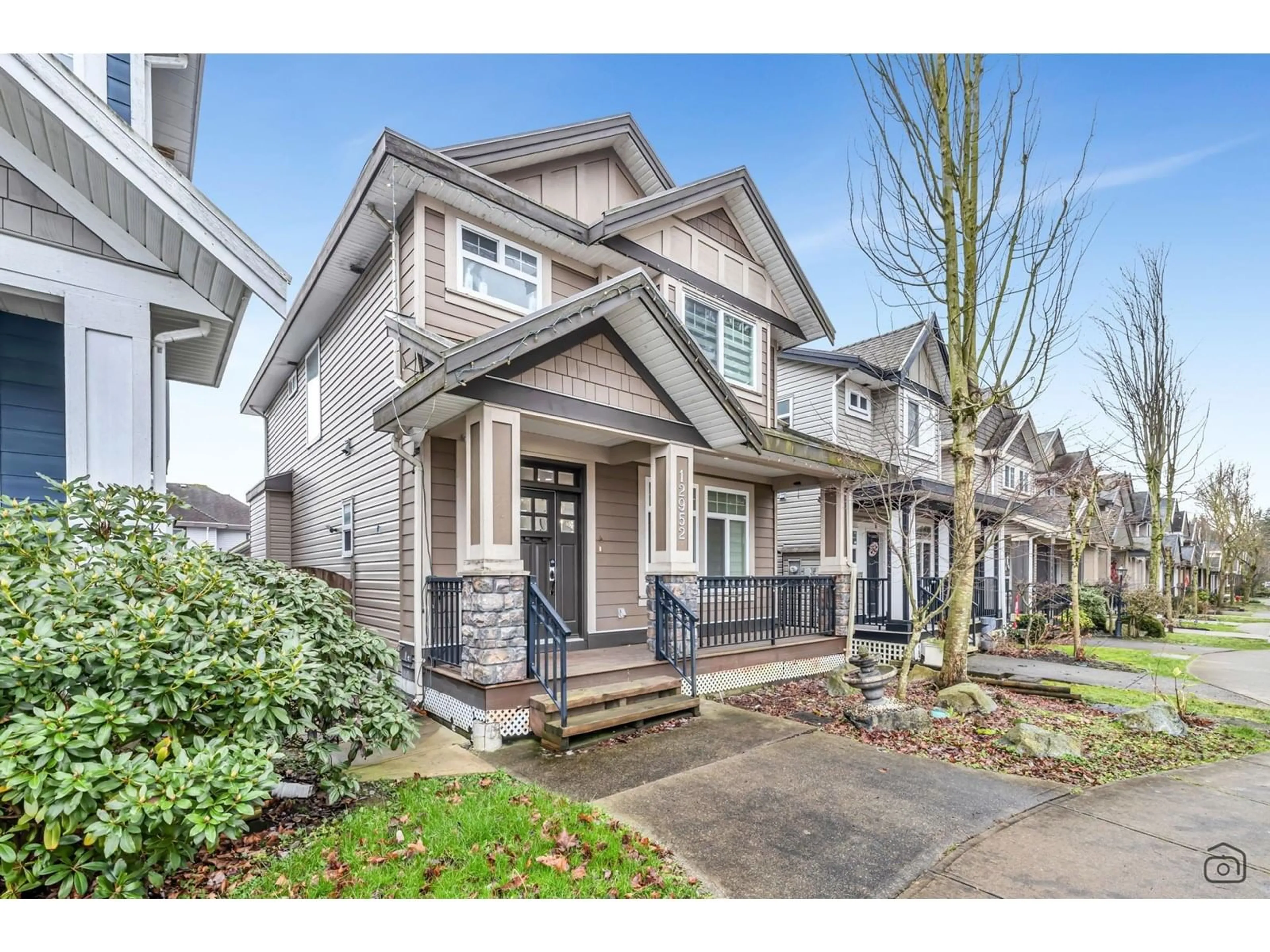 Home with vinyl exterior material, street for 12952 60, Surrey British Columbia V3X2L5