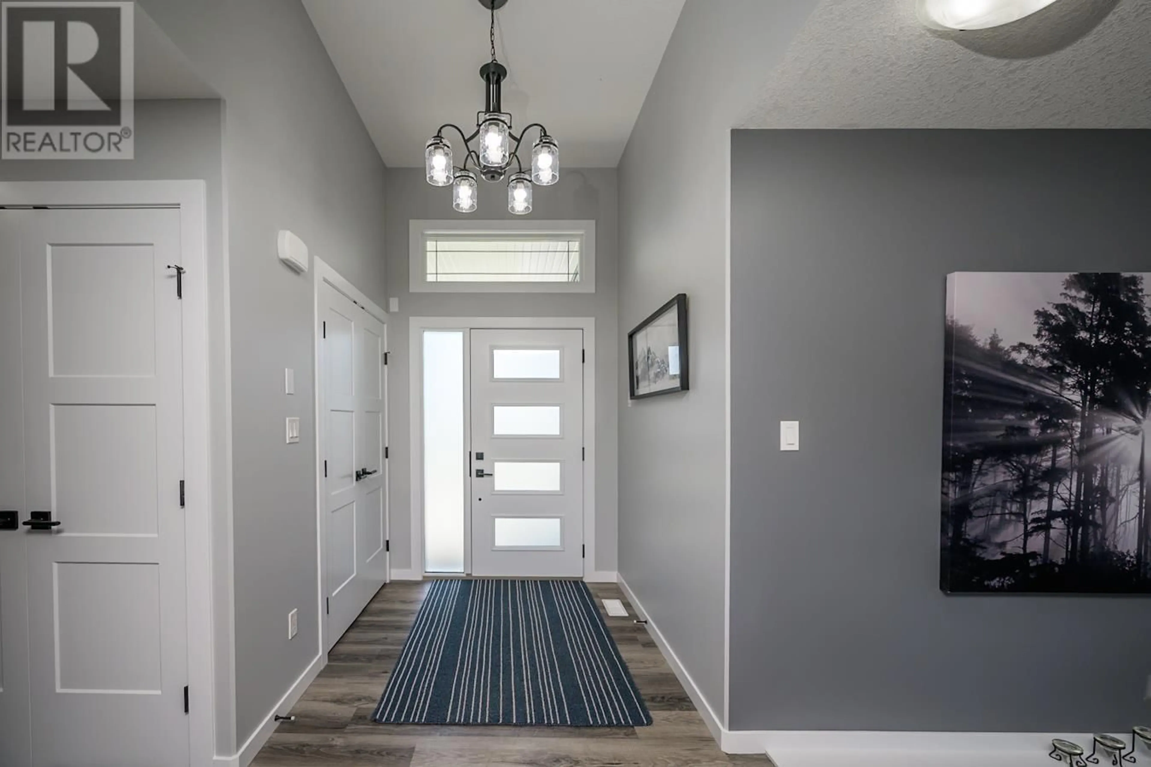 Indoor entryway for 5488 VENTA DRIVE, Prince George British Columbia V2K0B6