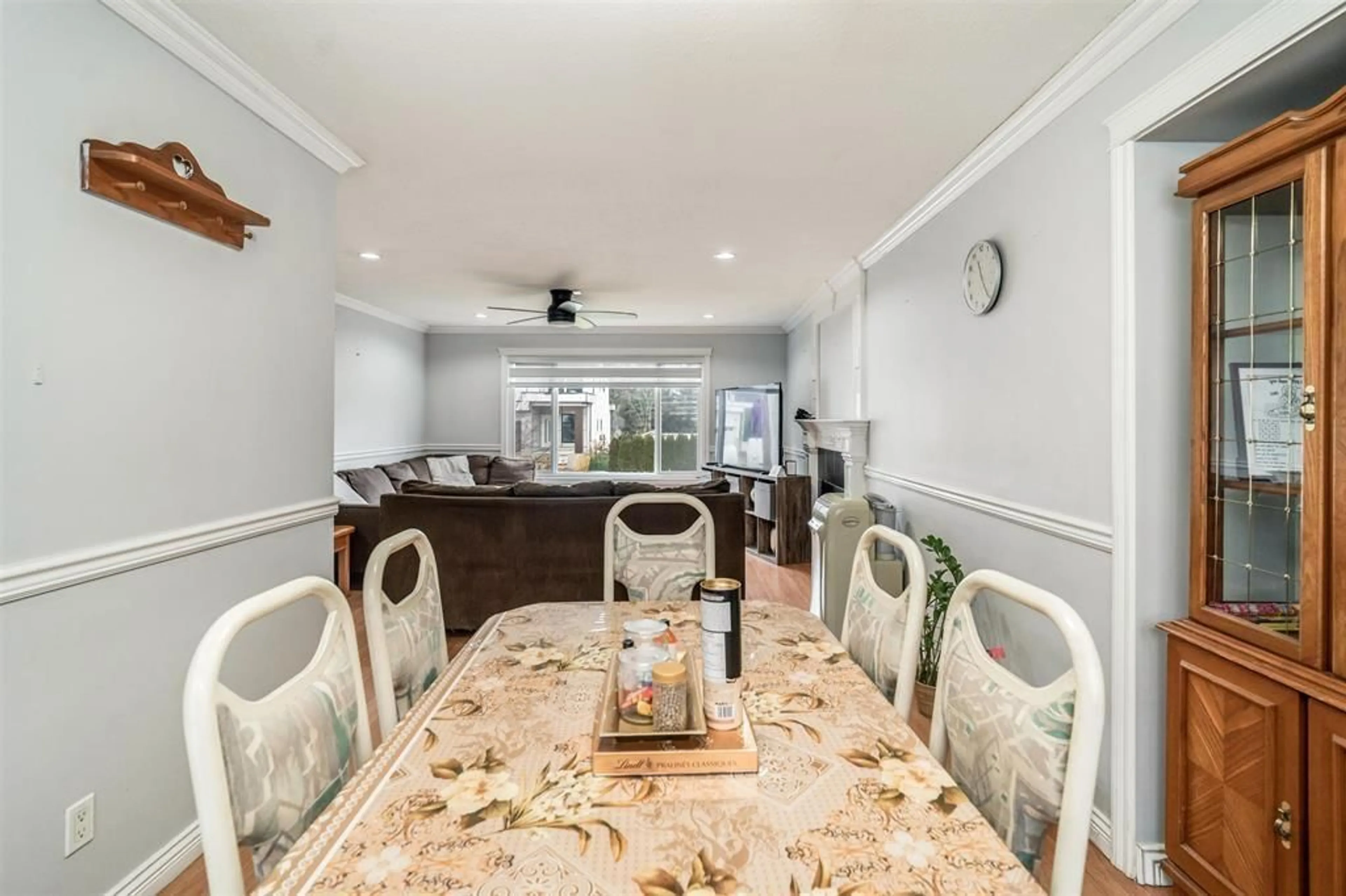 Dining room, unknown for 14060 80, Surrey British Columbia V3W3C4