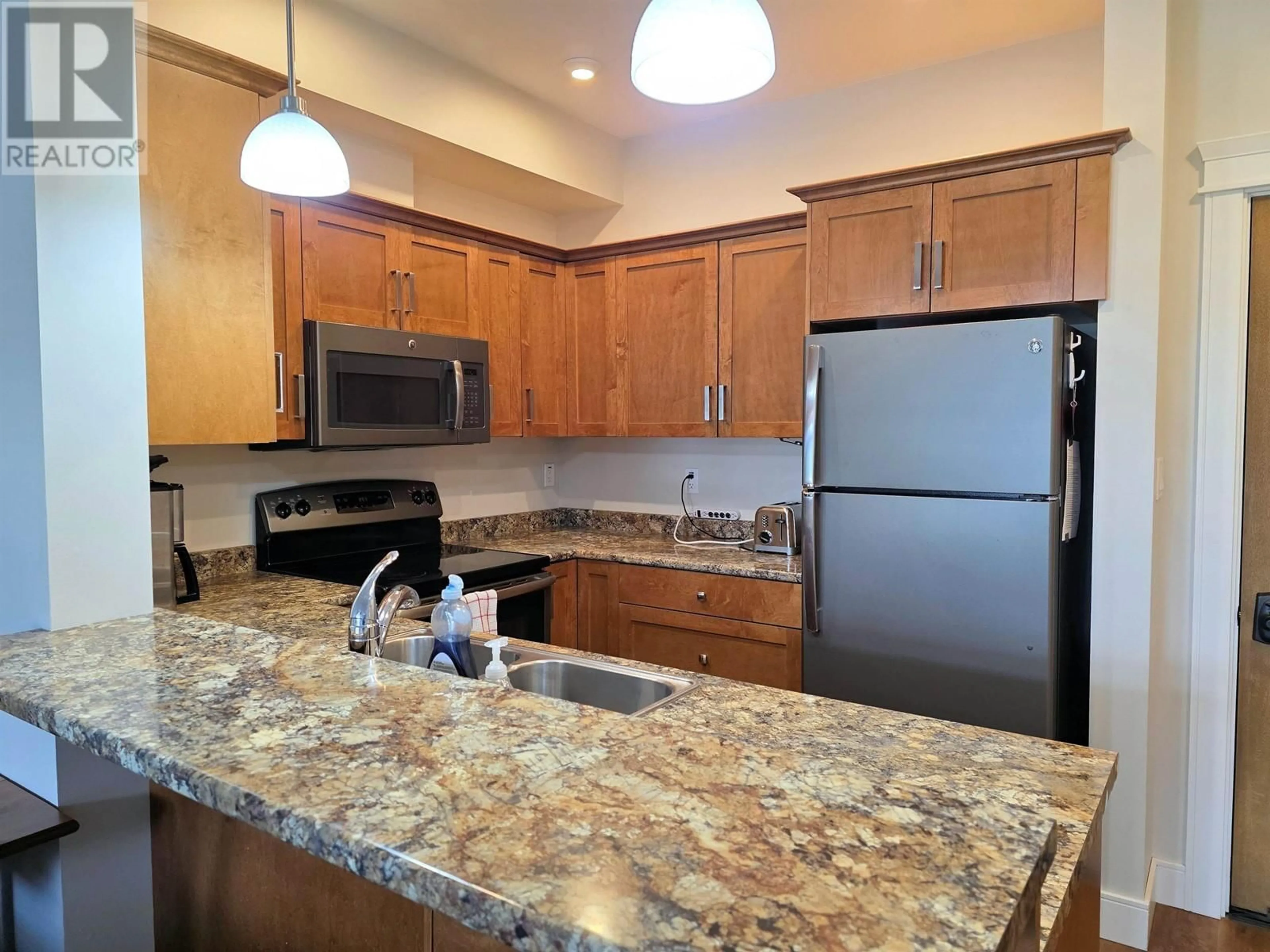 Standard kitchen, unknown for 302 - 3684 PRINCESS CRESCENT, Smithers British Columbia V0J2N0