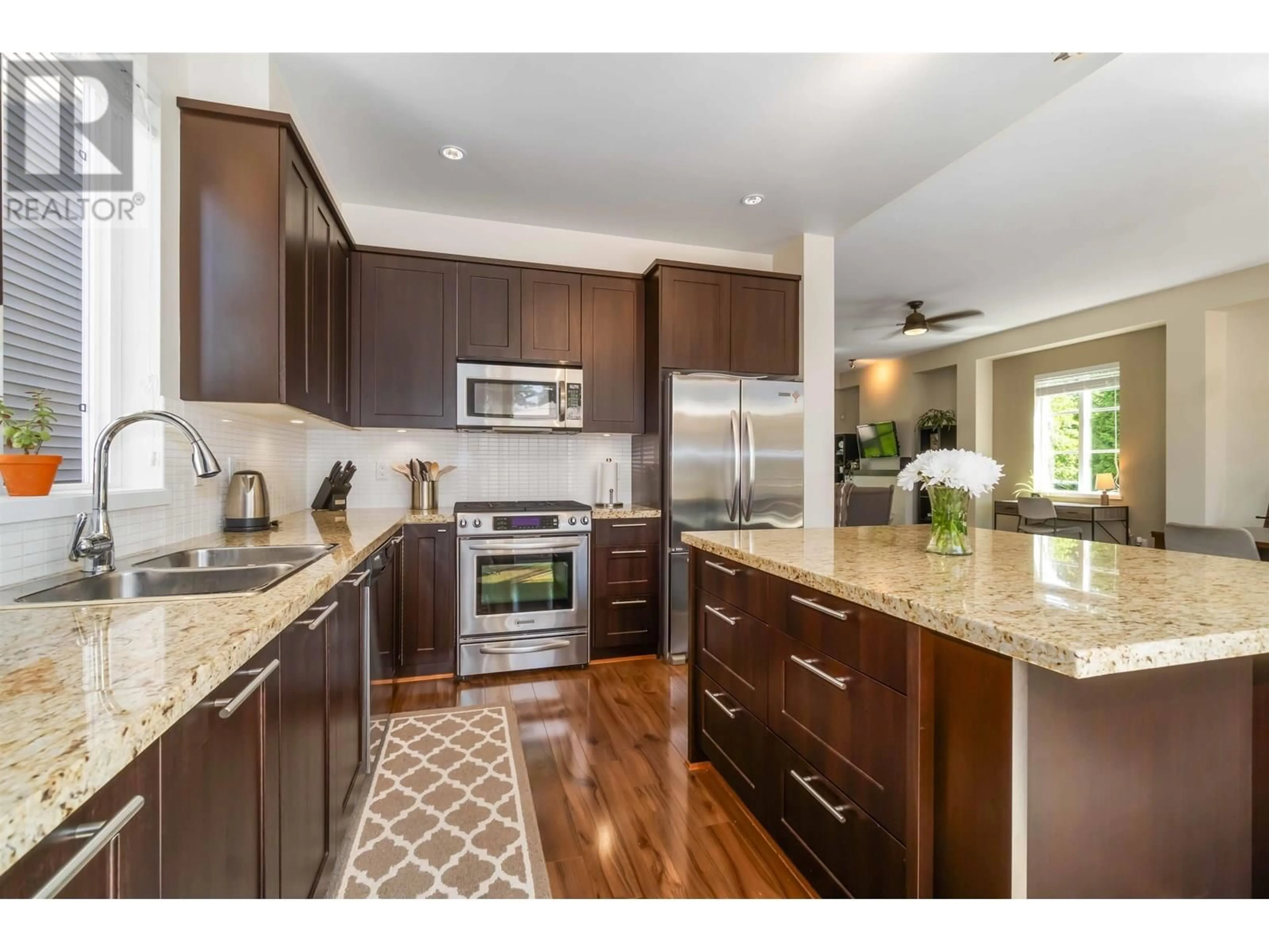 Open concept kitchen, unknown for 3452 DARWIN AVENUE, Coquitlam British Columbia V3B3H7