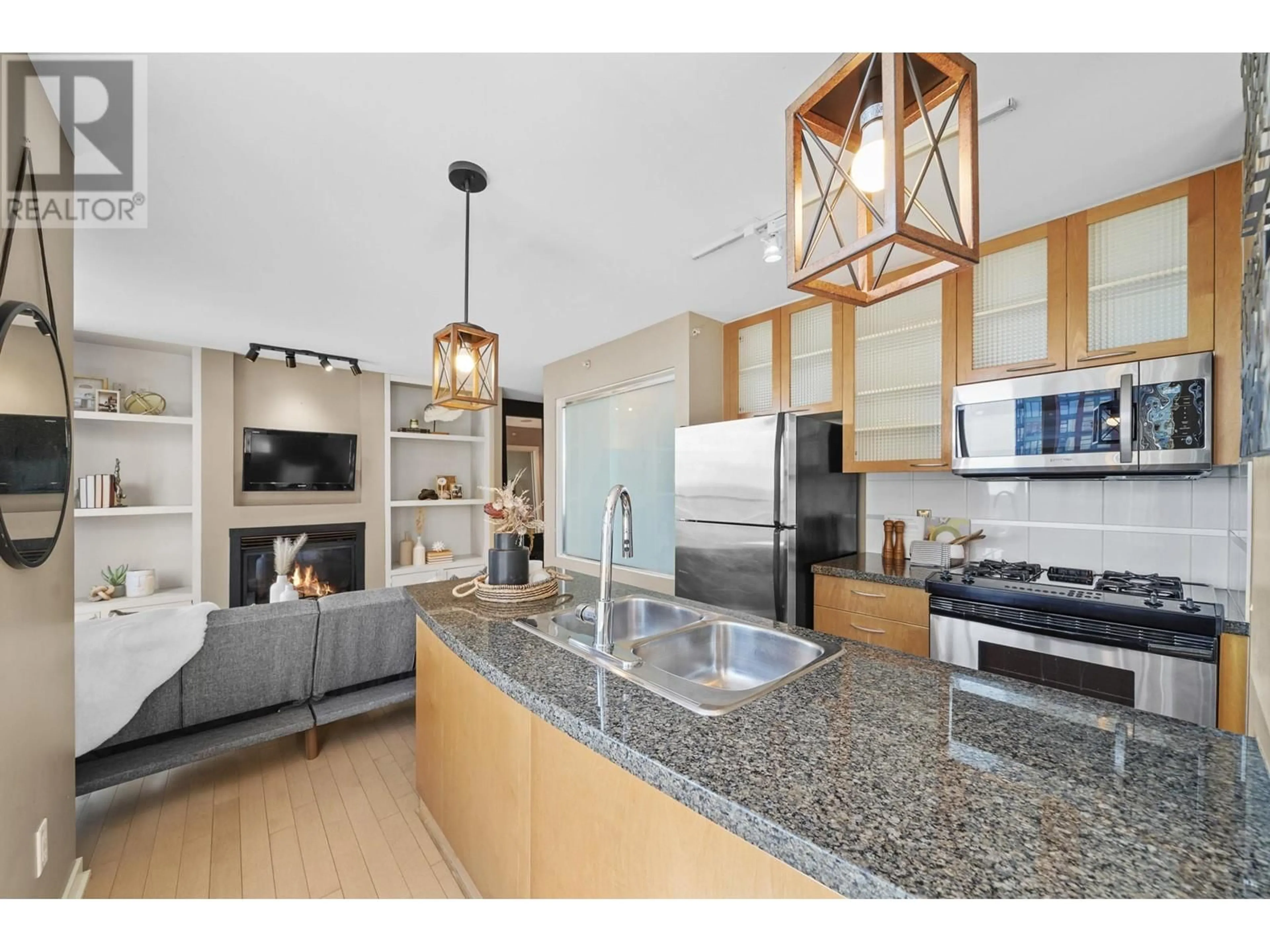Open concept kitchen, unknown for 1806 - 969 RICHARDS STREET, Vancouver British Columbia V6B1A8