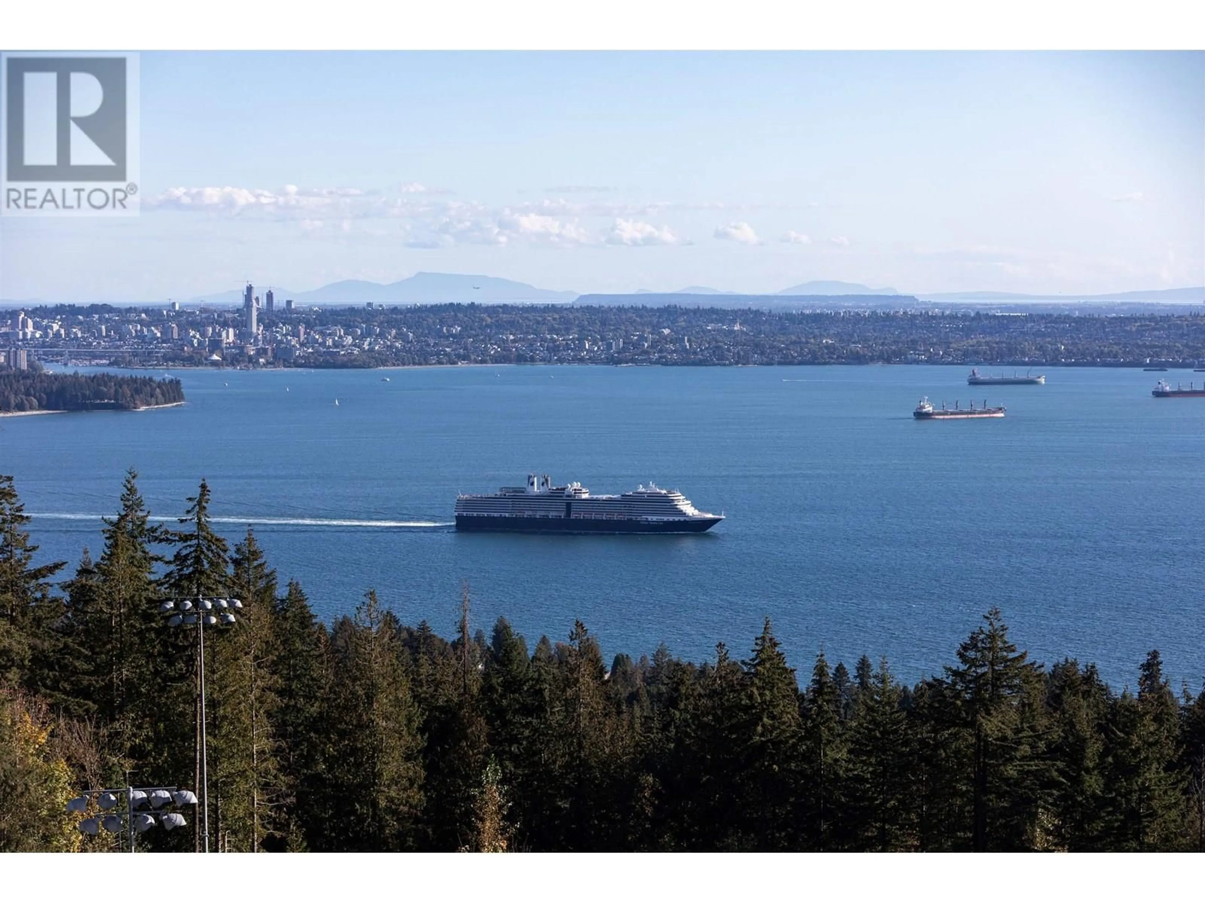 Blurry image for 2862 RODGERS CREEK LANE, West Vancouver British Columbia V7S0A7