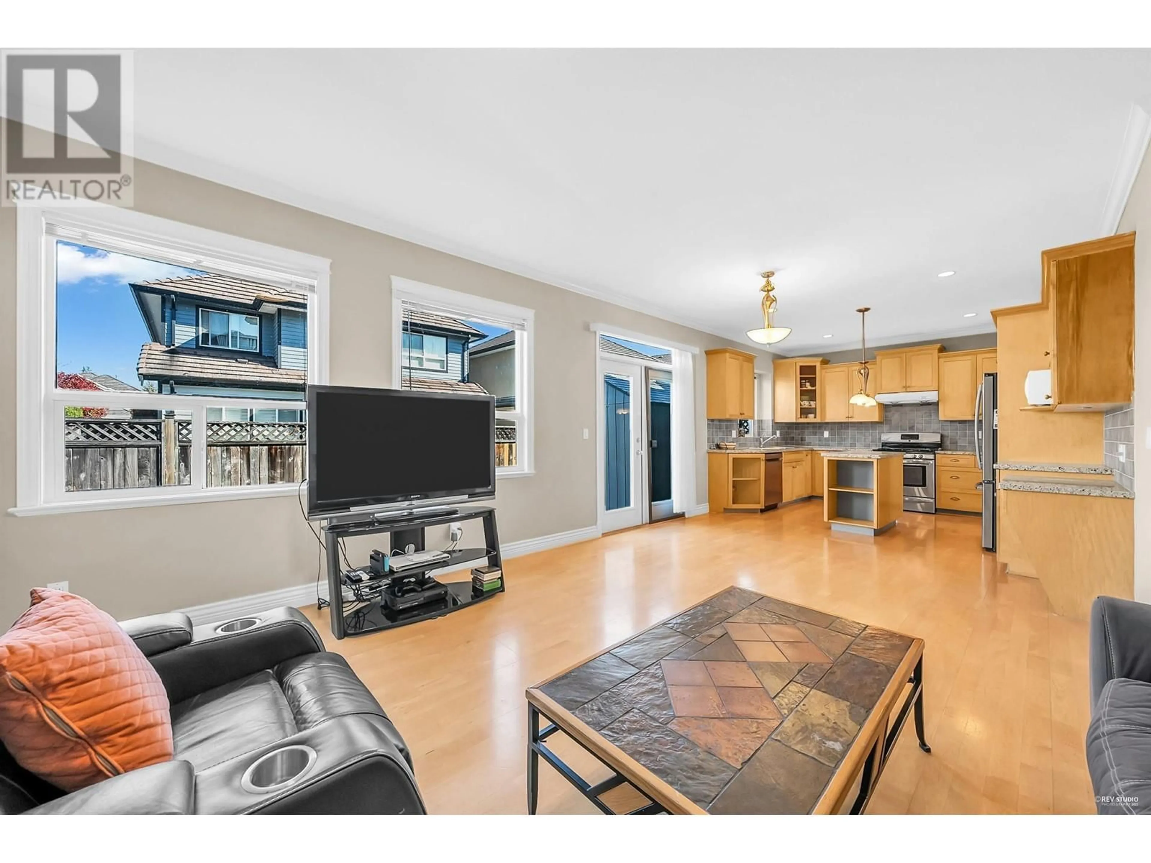 Open concept kitchen, unknown for 5393 WOODWARDS ROAD, Richmond British Columbia V7E1G9