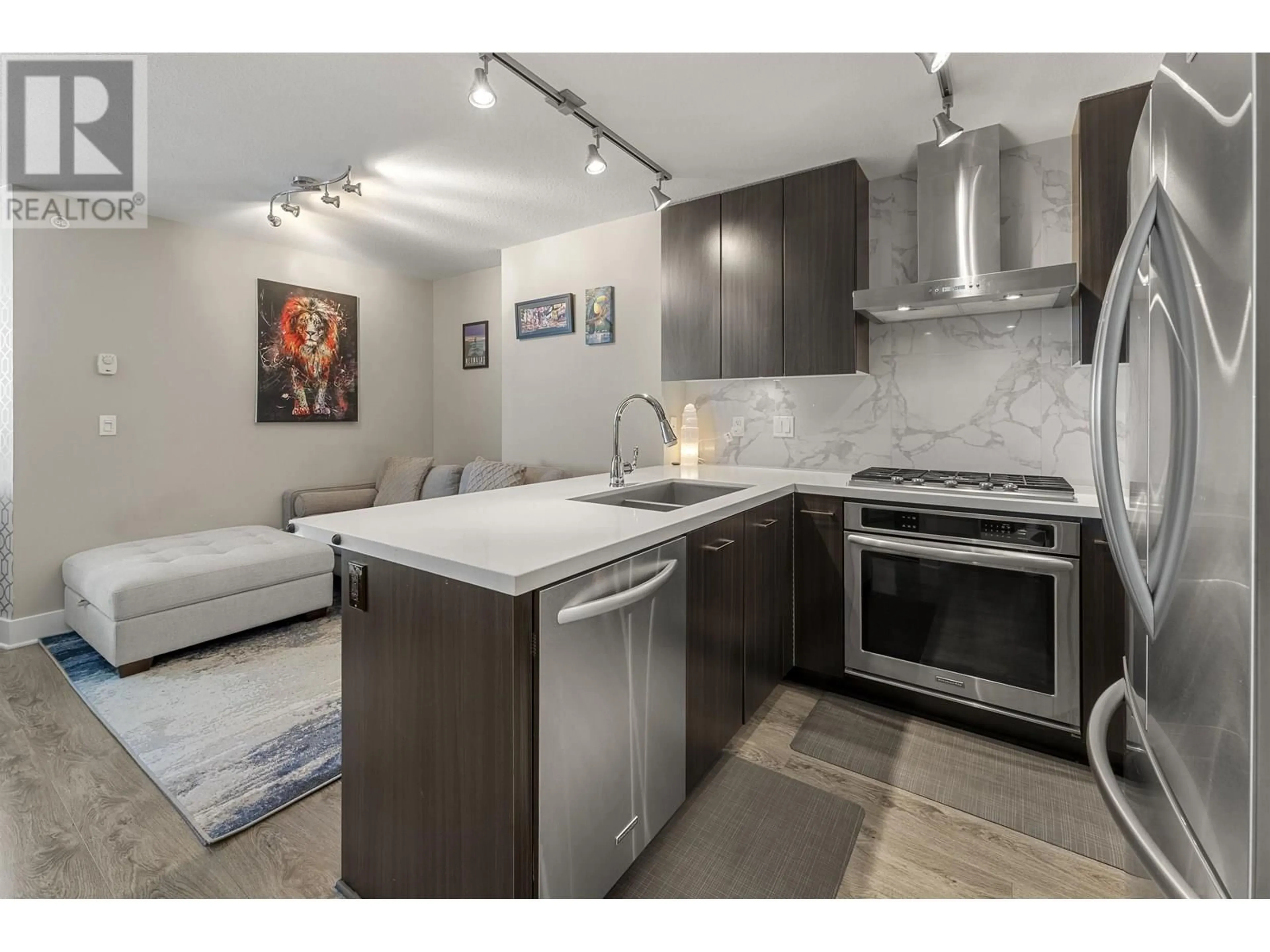 Open concept kitchen, unknown for 3206 - 4189 HALIFAX STREET, Burnaby British Columbia V5C0H9