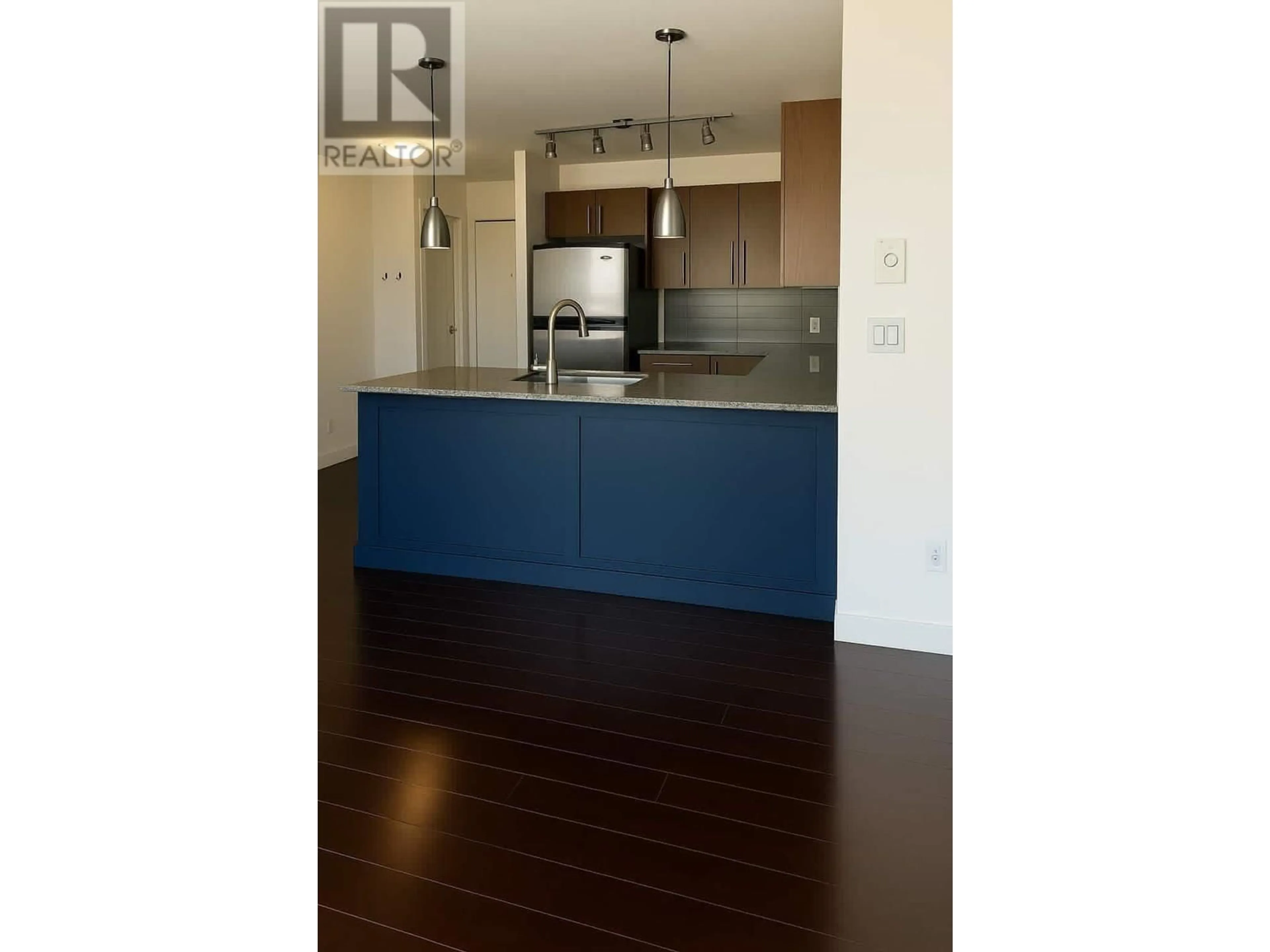 Open concept kitchen, wood/laminate floor for 1902 - 4888 BRENTWOOD DRIVE, Burnaby British Columbia V5C0C6
